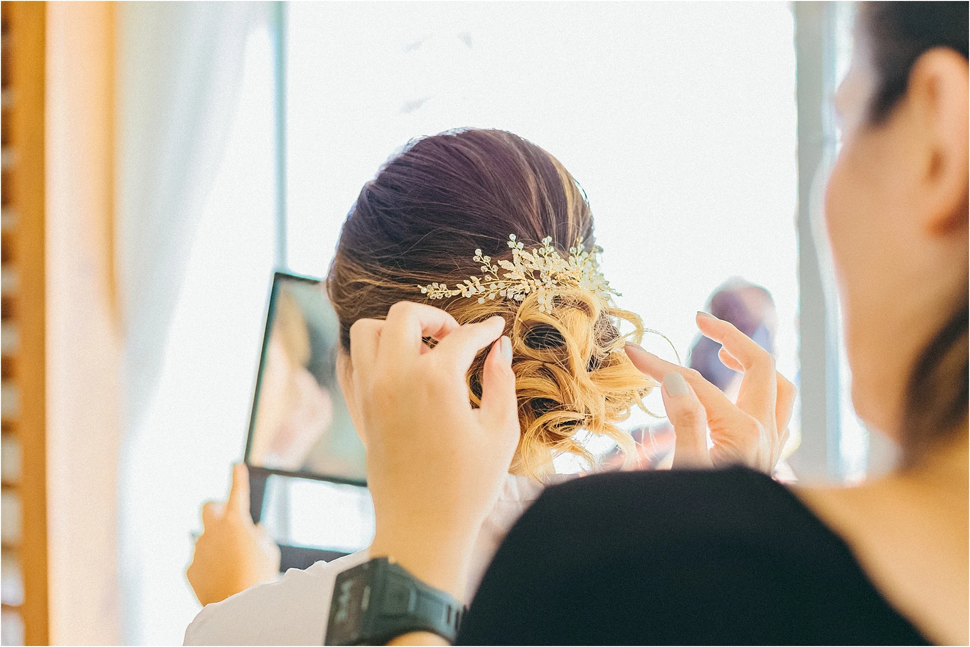 angie-diaz-photography-modern-honolulu-oahu-destination-wedding_0011.jpg