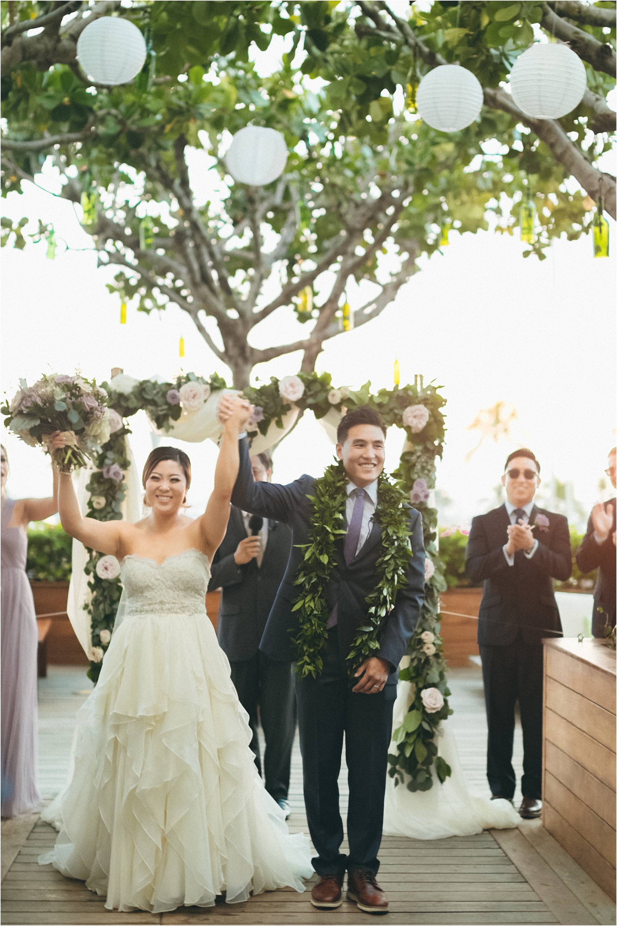 angie-diaz-photography-modern-honolulu-oahu-destination-wedding_0085.jpg