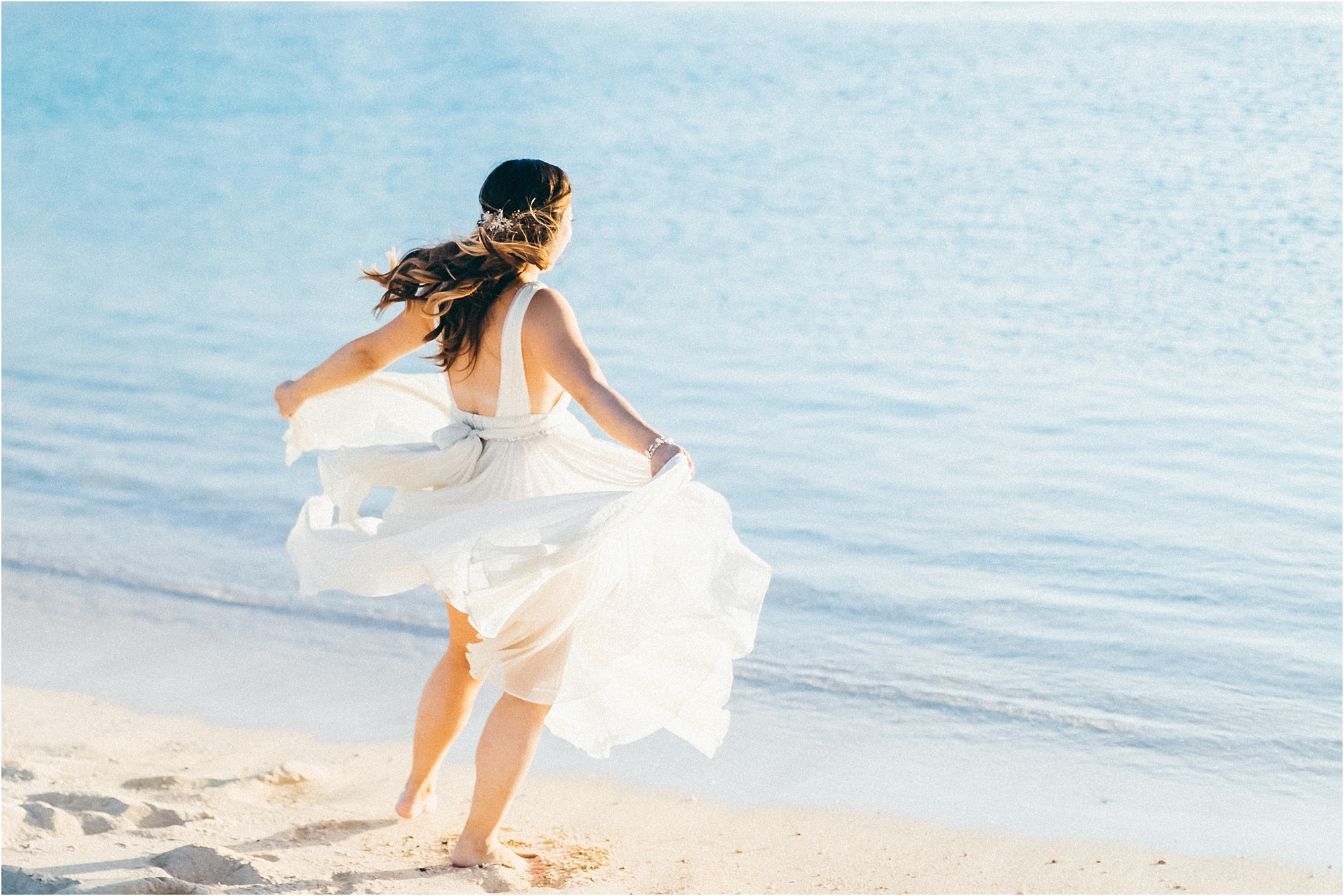 Day after wedding couples session in Oahu, Hawaii