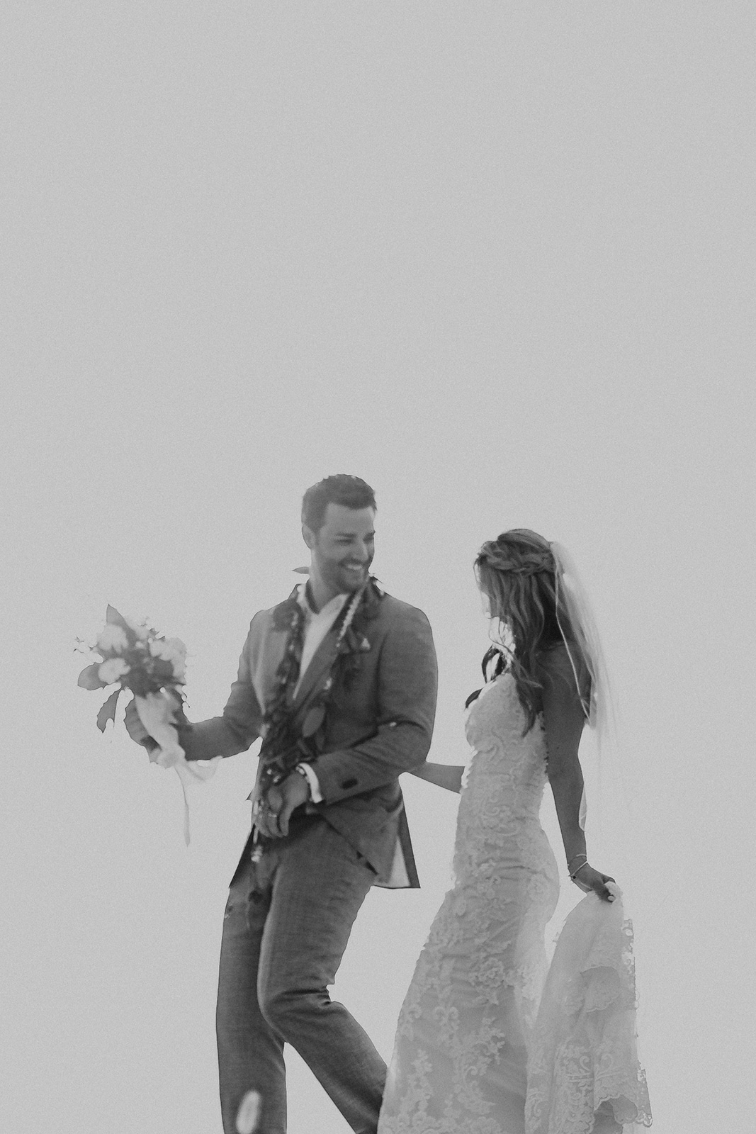 Maui hawaii wedding photographer