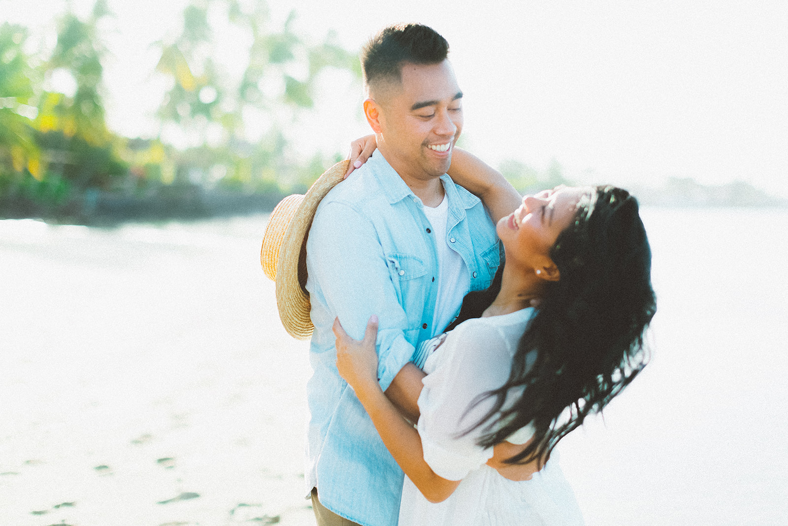 maui beach engagement session329.jpg