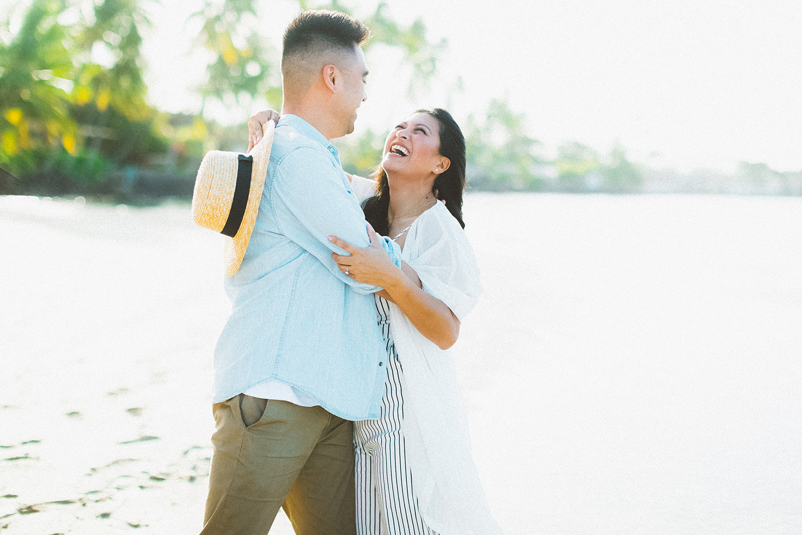 maui beach engagement session335.jpg