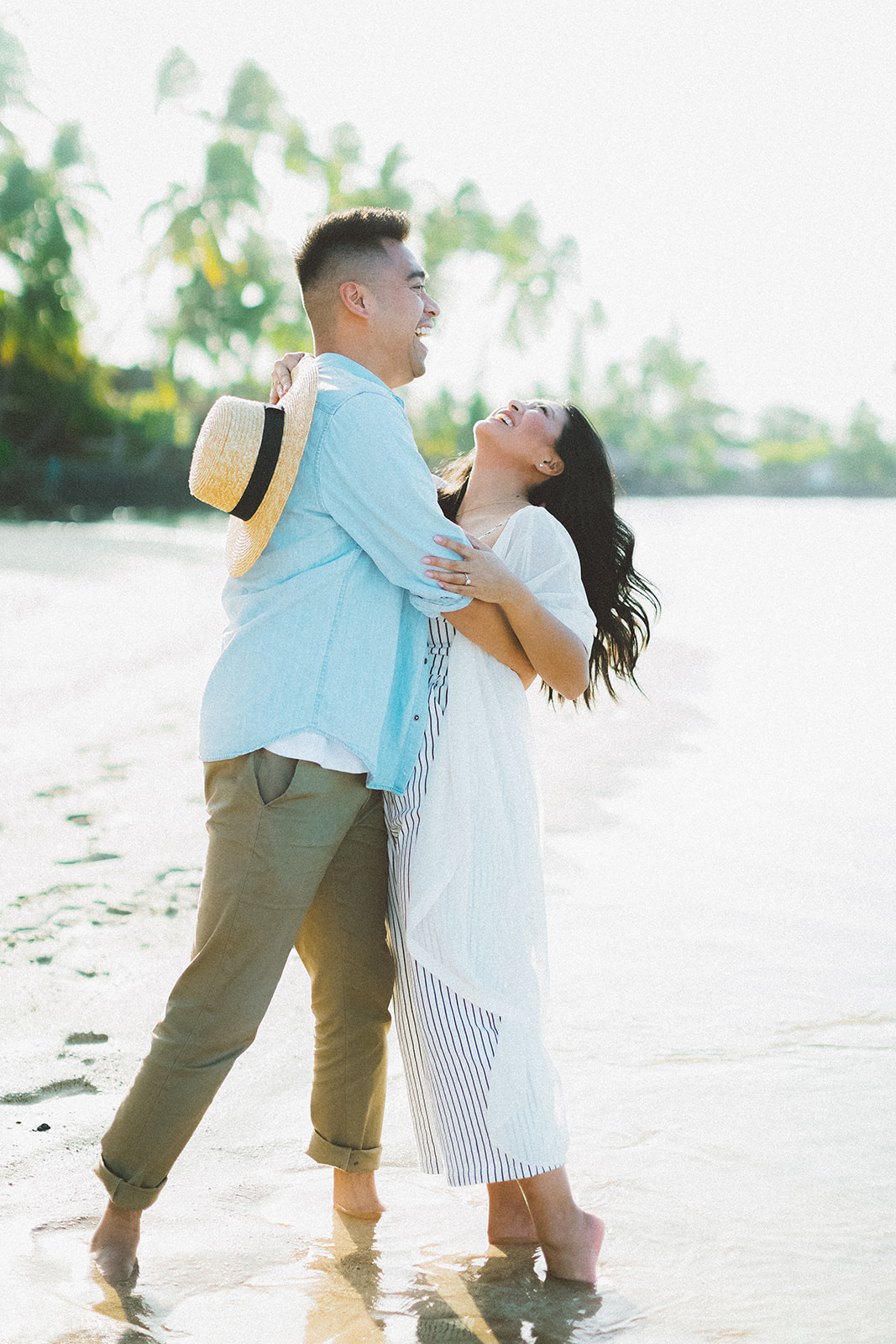 maui beach engagement session342.jpg