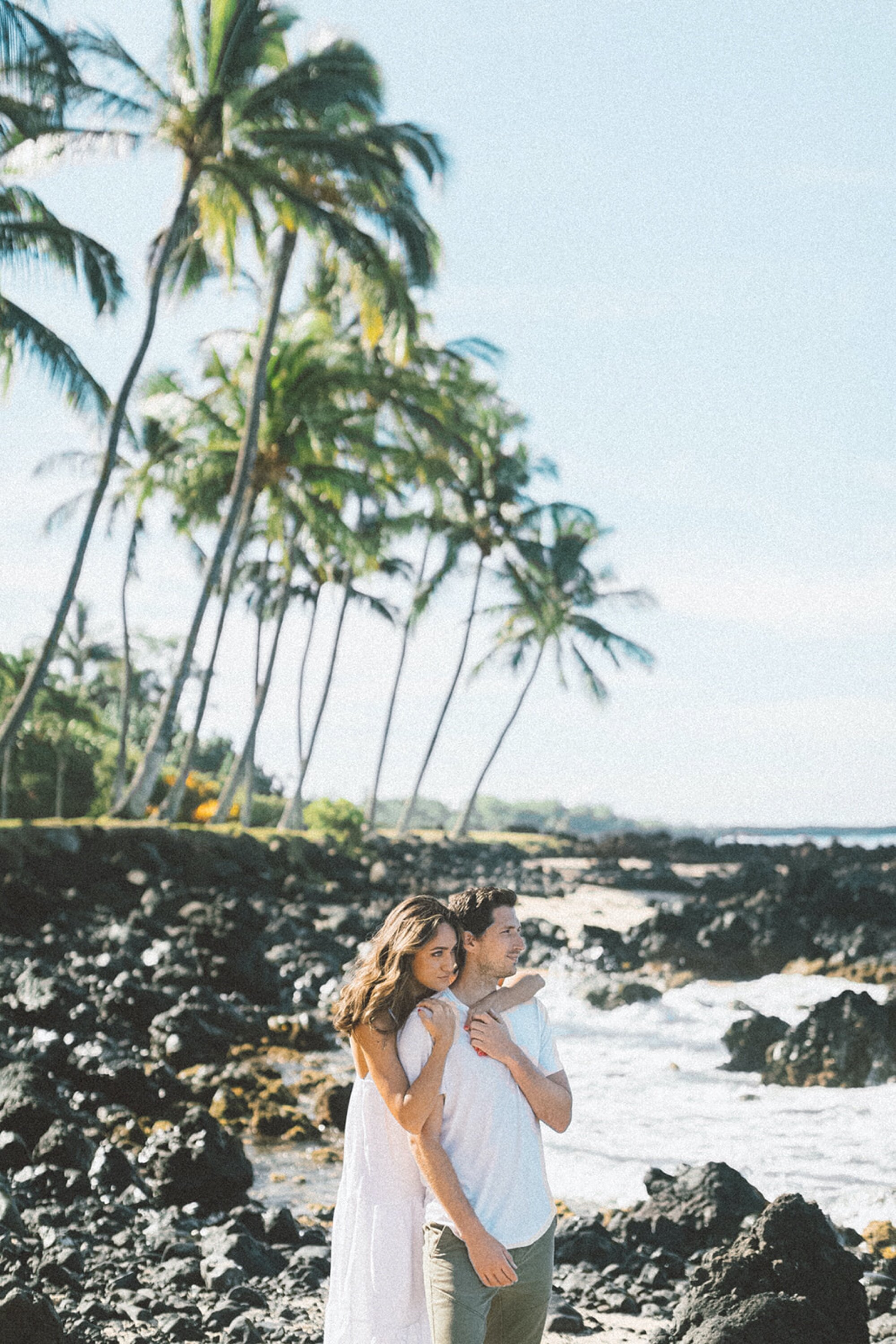 03_maui couples-6_Beautiful engagement Maui Beach engagement honeymoon session Makena cove beach Andaz Wailea.jpg