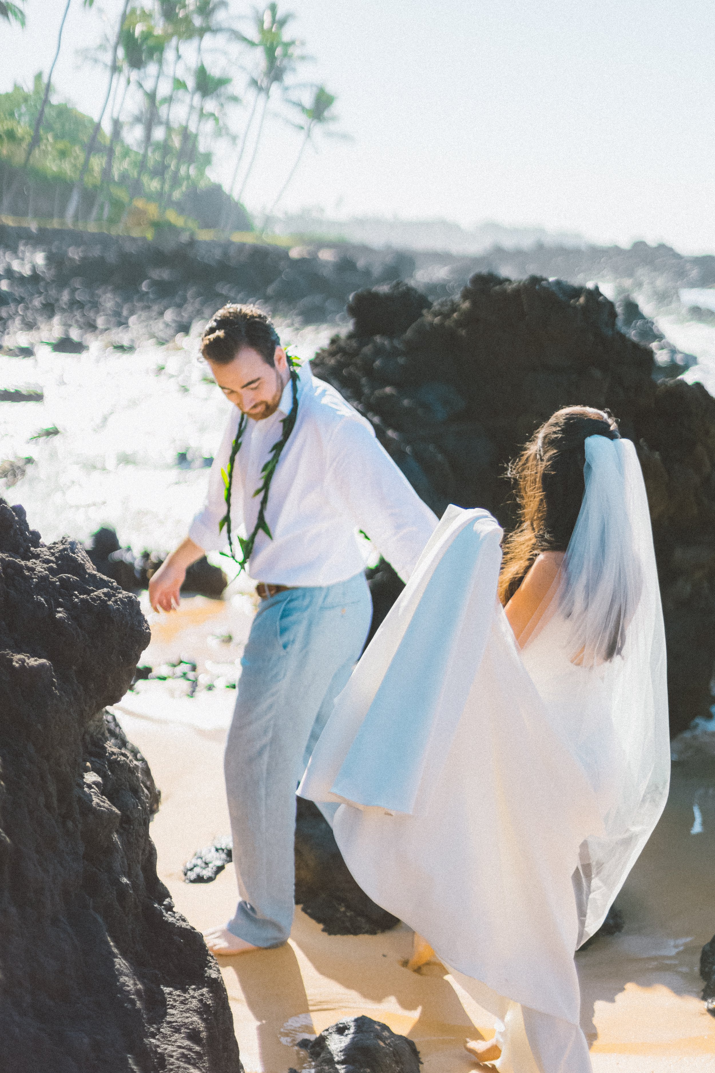 makena elopement Maui Photographer (19).jpg