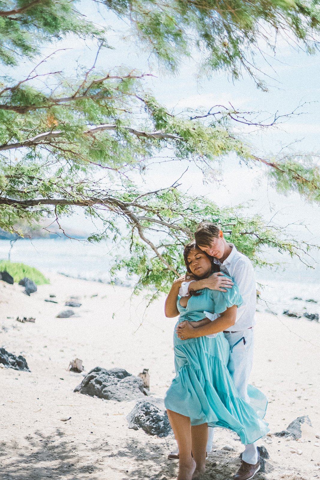 Maui honeymoon engagement anniversary photographer (15).jpg