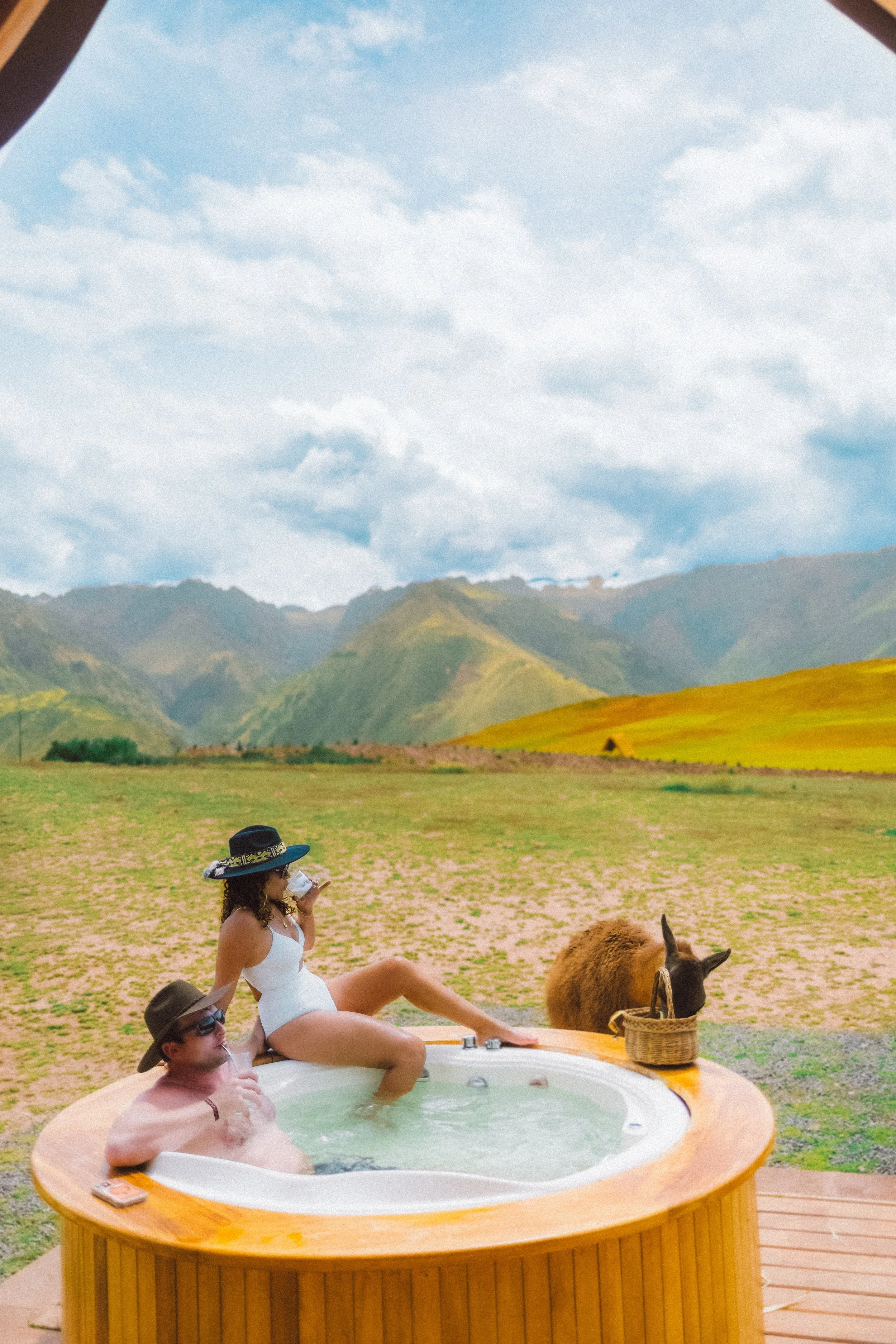 Romantic Mountain View Experience in the Sacred Valley, Peru | Couples &amp; Elopement Photography