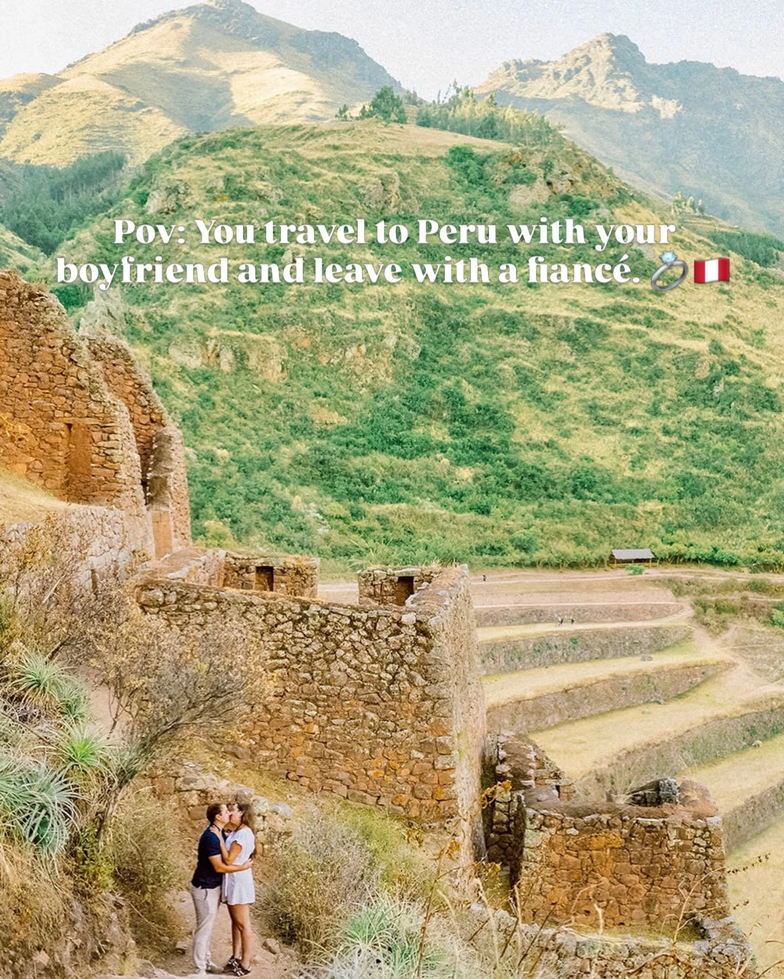 POV: you came to Peru with a boyfriend and leave with your fianc&eacute;. 💍⛰️🇵🇪

He had one very important mission that day: get that ring safely onto her finger as soon as possible. 😂
We had an epic hike ahead of us through Pisac, and carrying a