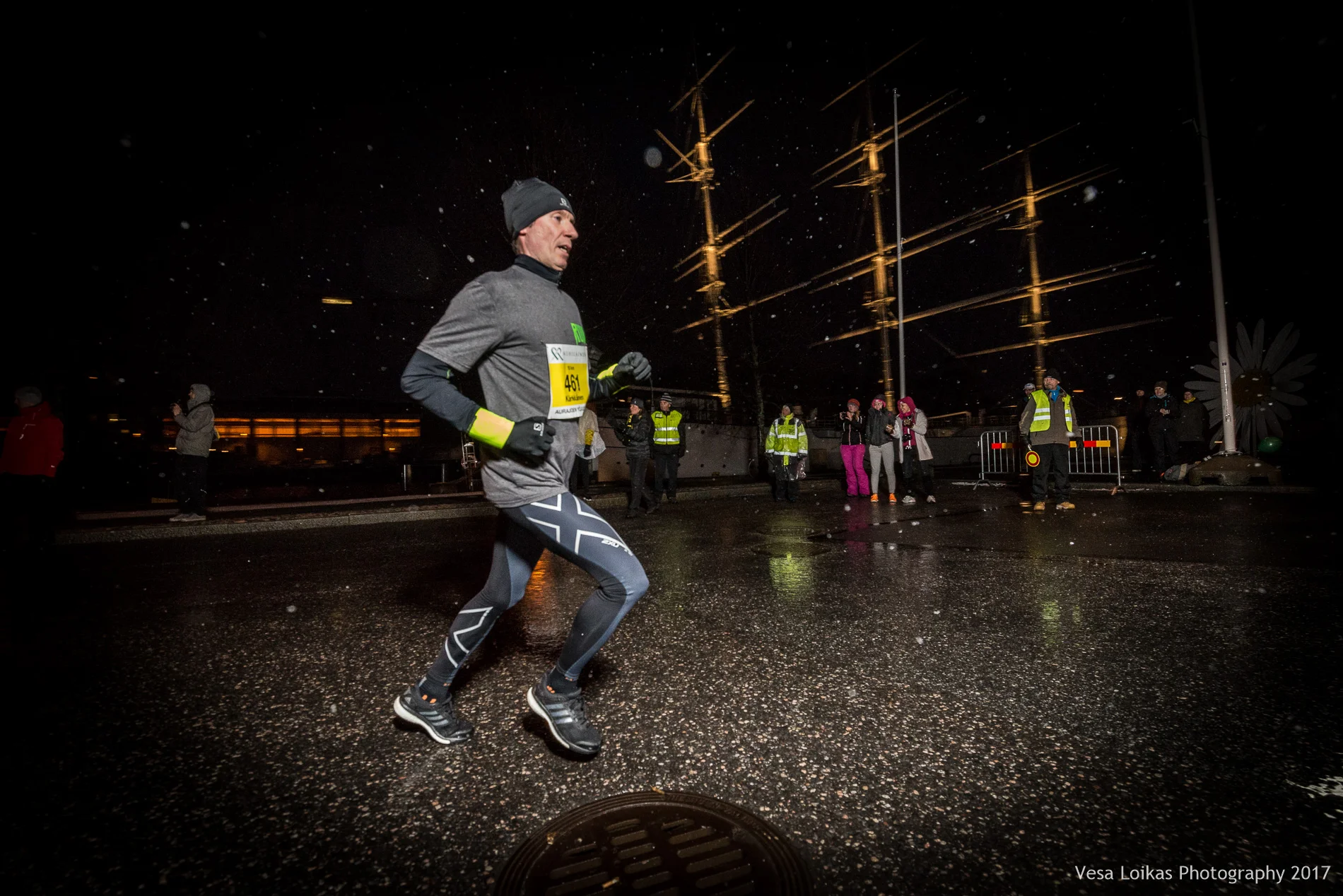 033_Aurajoen_Yojuoksu-2017_MIDRACE_photo_VESA_LOIKAS_PHOTOGRAPHY.jpg