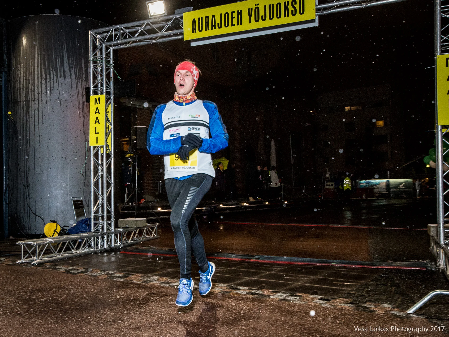 039_Aurajoen_Yojuoksu-2017_FINISH_photo_VESA_LOIKAS_PHOTOGRAPHY.jpg