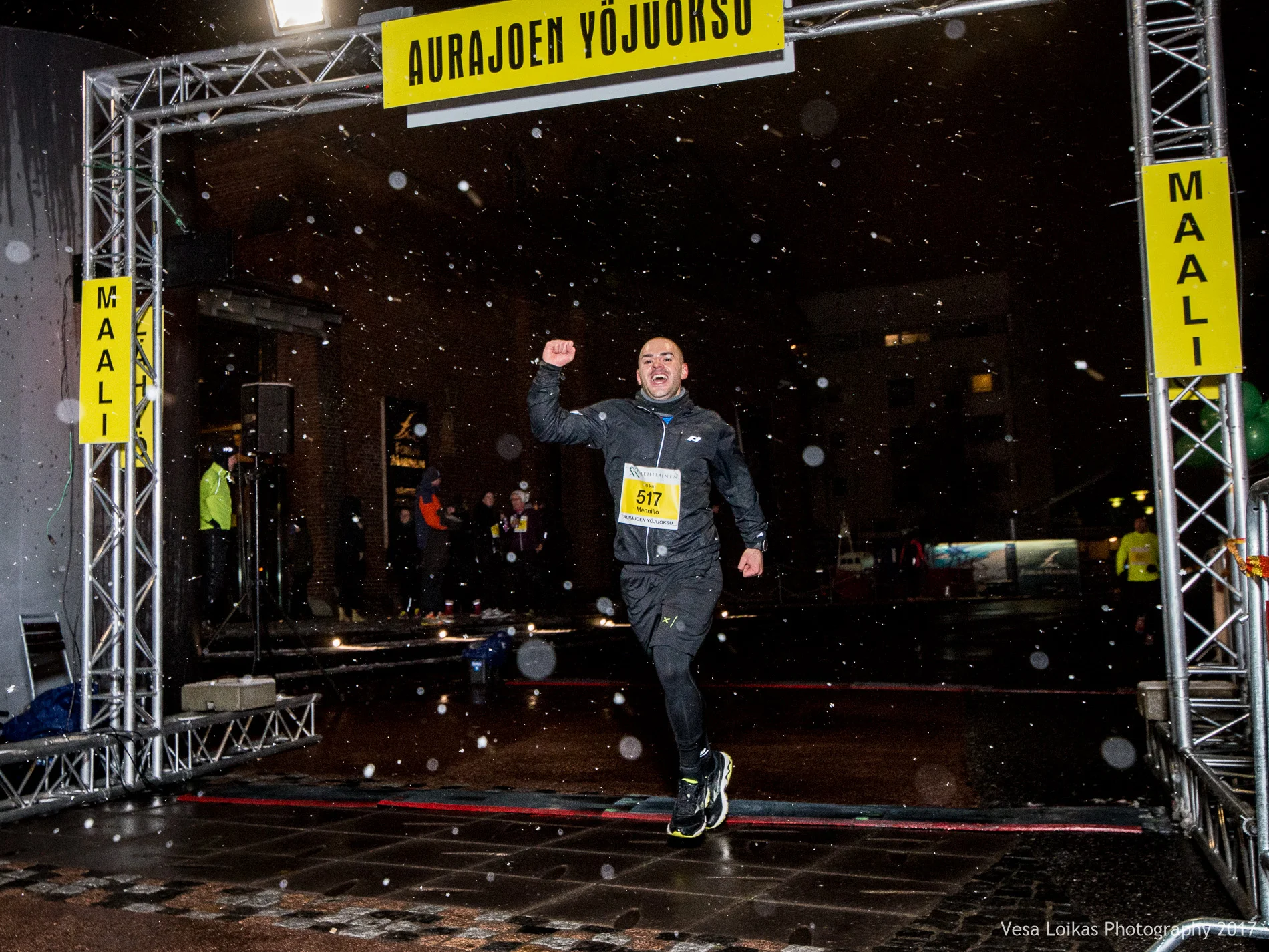 077_Aurajoen_Yojuoksu-2017_FINISH_photo_VESA_LOIKAS_PHOTOGRAPHY.jpg