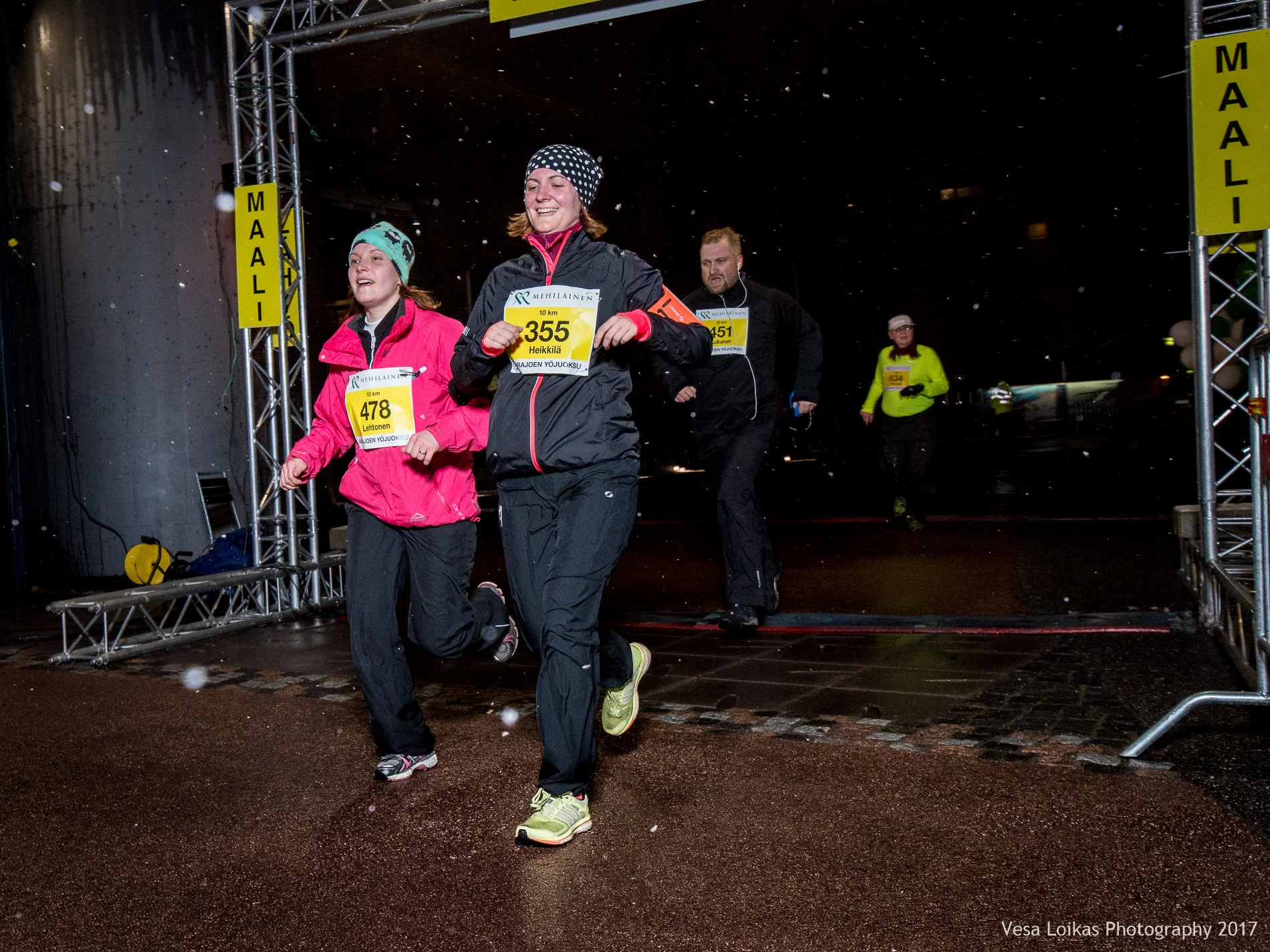 102_Aurajoen_Yojuoksu-2017_FINISH_photo_VESA_LOIKAS_PHOTOGRAPHY.jpg