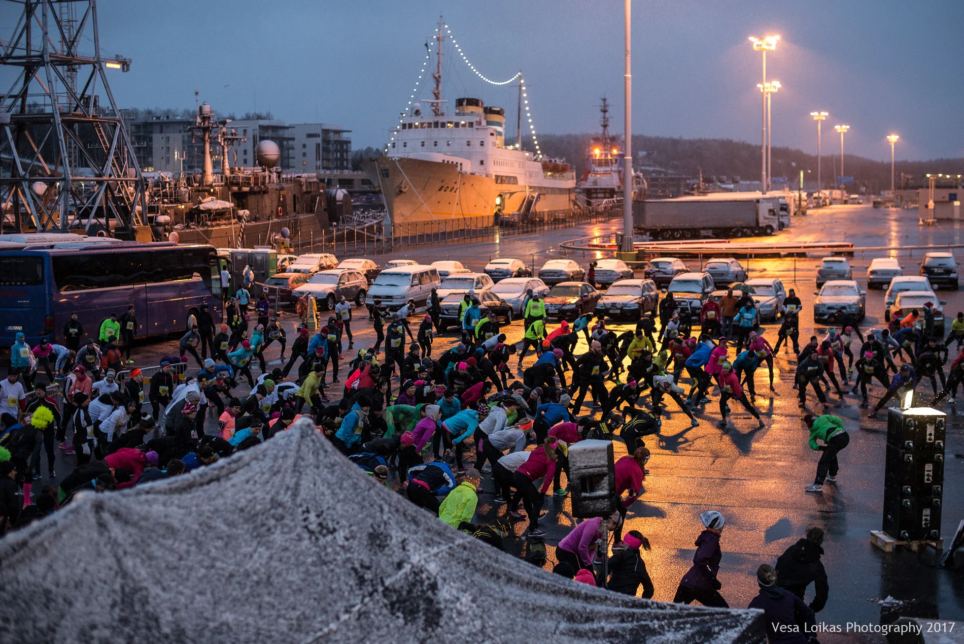029_Aurajoen_Yojuoksu-2017_PRERACE_photo_VESA_LOIKAS_PHOTOGRAPHY.jpg