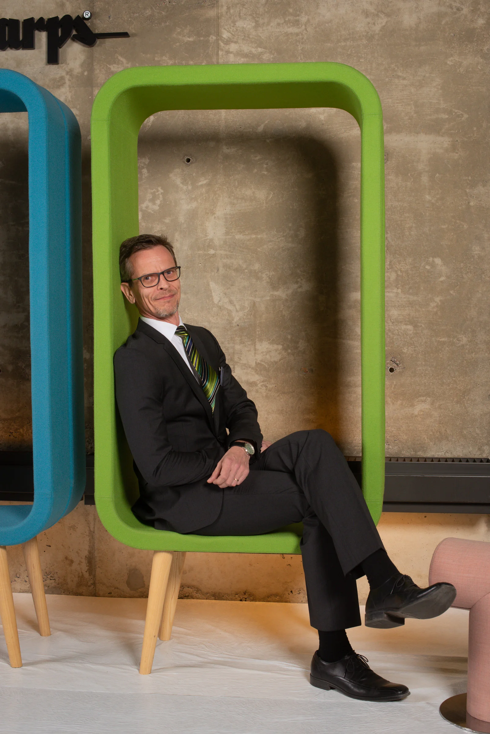 035_KINNARPS_Photo-Booth_TURKU-SAFA_16-11-2018_VESA_LOIKAS_PHOTOGRAPHY.jpg