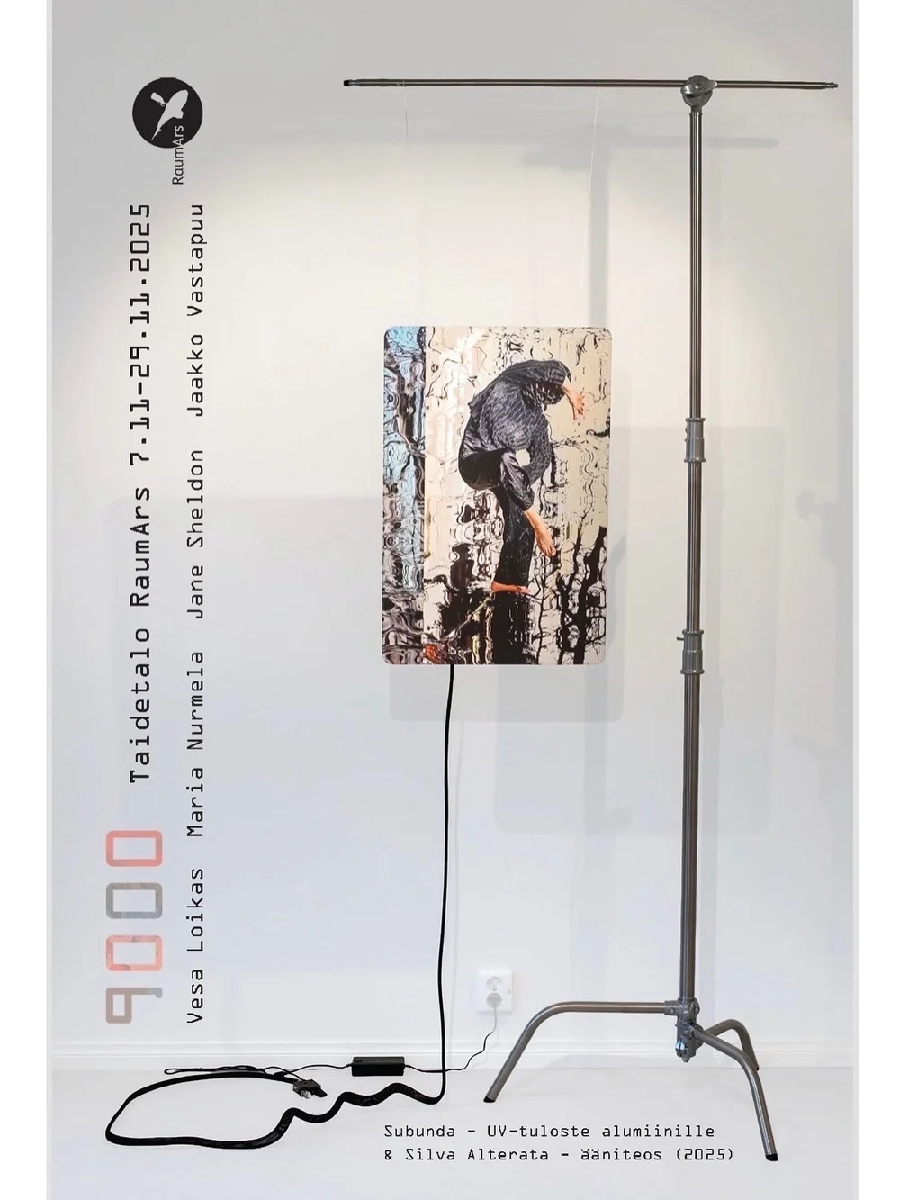 9000
Vesa Loikas @vloikas , Maria Nurmela @mariaelenanur , Jane Sheldon @j.shhhh , Jaakko Vastapuu @vastapuu 
7.11.&ndash;29.11.2025 


Taidetalo RaumArs @raumars 
&rdquo;9000&rdquo; tutkii posthumanismin kehittyvi&auml; merkityksi&auml;. Teos k&