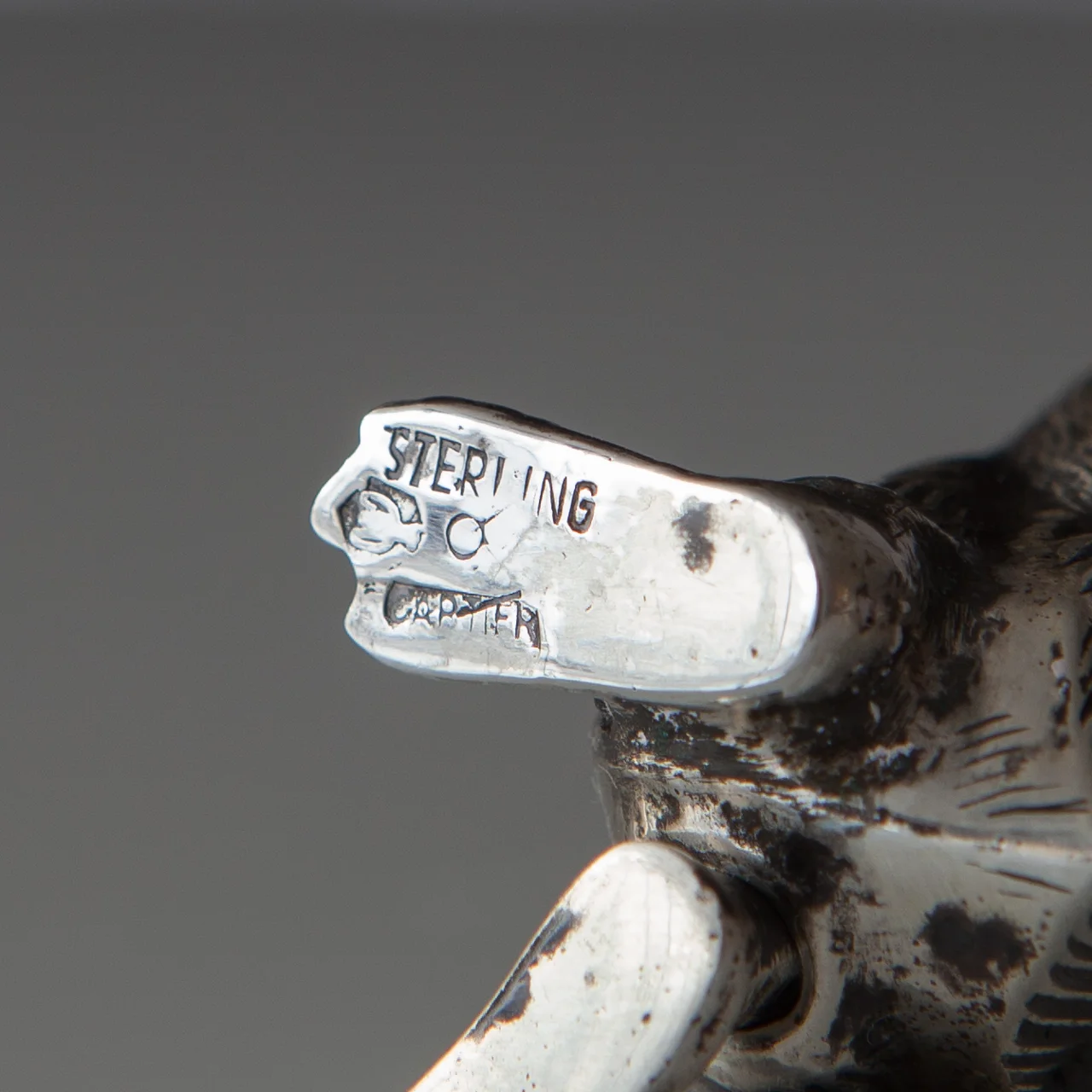 vintagecollection_penguin_salt_and_pepper_shakers_silver-5.jpg