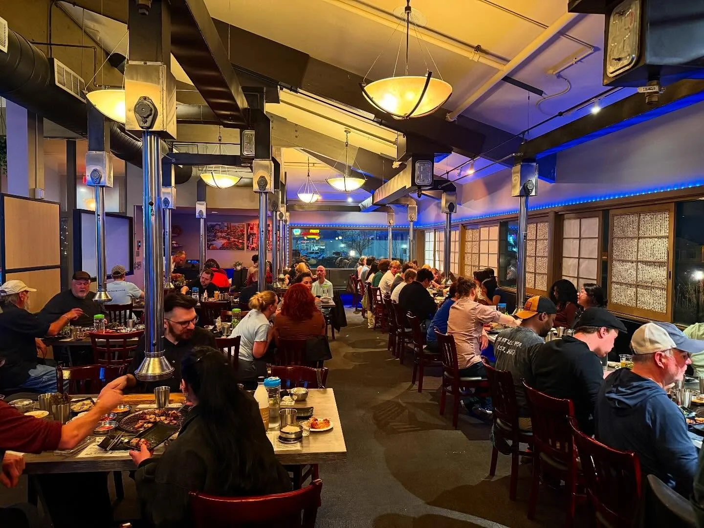 Join us at Harmony for Sunday dinner&mdash;or plan your next company gathering with us. 🙌

Experience a dining style that&rsquo;s interactive, social, and full of energy - perfect for friends, family, or team celebrations. 

Take the lead and be the