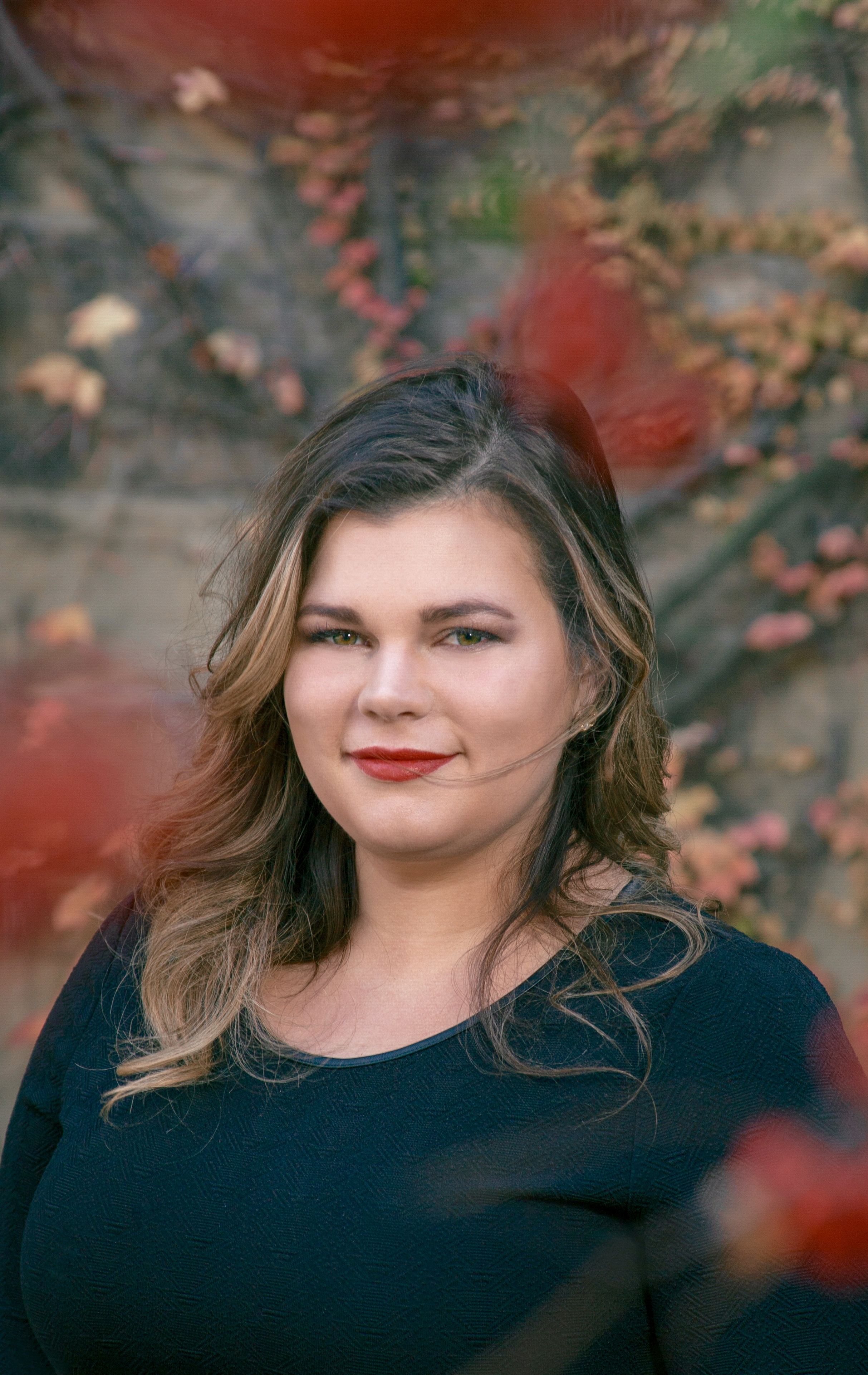 CO RTNEY PECK As a colorist for 5 years, Cortney's career began working at an Aveda Salon in Vermont. She came to JLS back in 2011 where she worked directly with Jeffrey to master his foil and color technique. After completing her advanced training at the L'Oreal Professional Academy NYC with Nancy Braun, she then traveled to LA to study under celebrity colorist Tracey Cunningham. Cortney has become the go to colorist in Boston for balayage which is the French technique for hair painting. Whether you are looking for bold blonde or a rich brunette, Cortney's natural approach to hair color is simple and ejective. Recreating the hair color you had as a child.