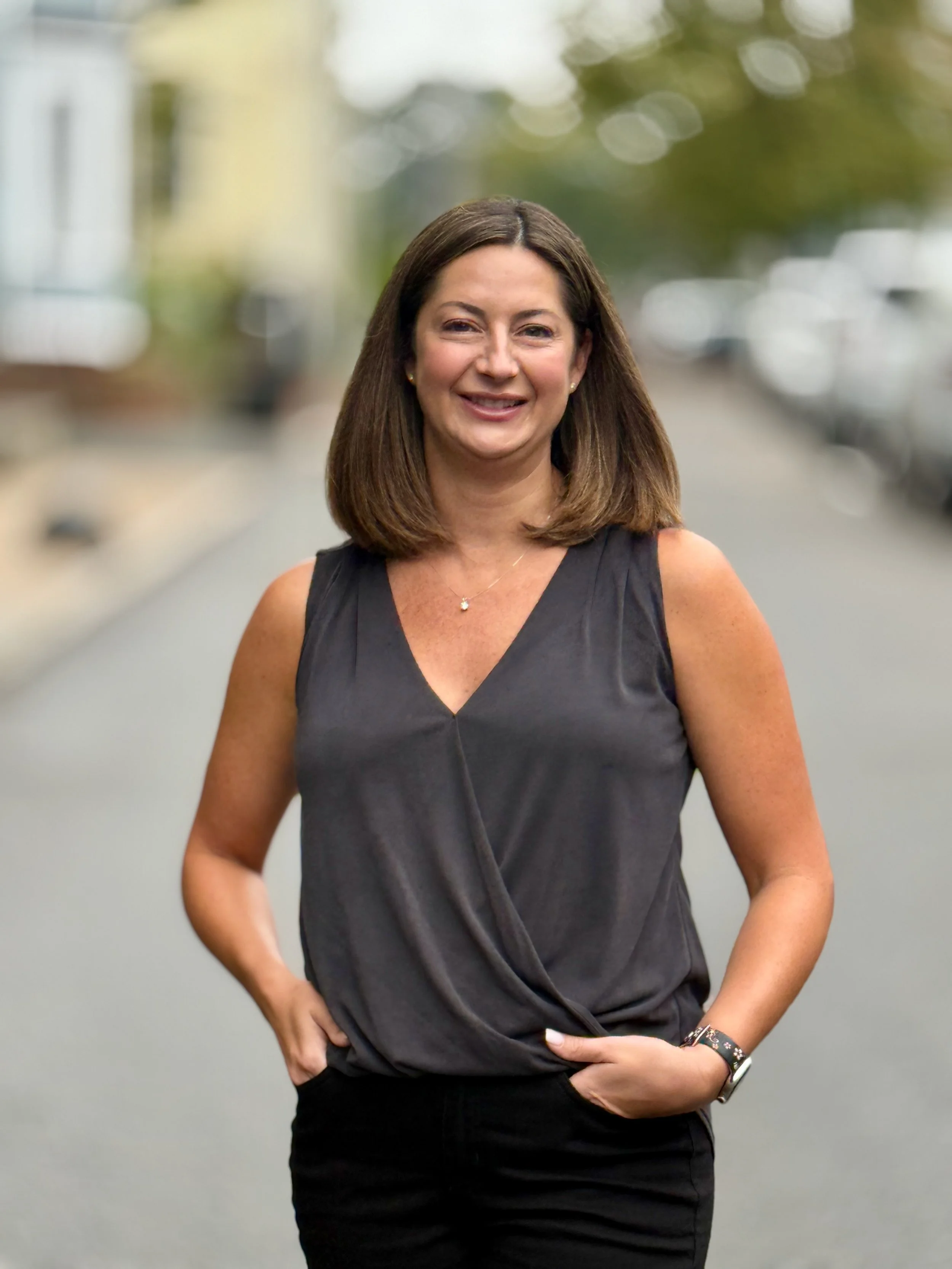   AMY CATALDO    I s a talented and passionate stylist. She began her career in 2005 and has continually pursued advanced education to refine her craft. Her training includes Bumble and Bumble and L’Oréal Professional Academy.  She brings extensive e