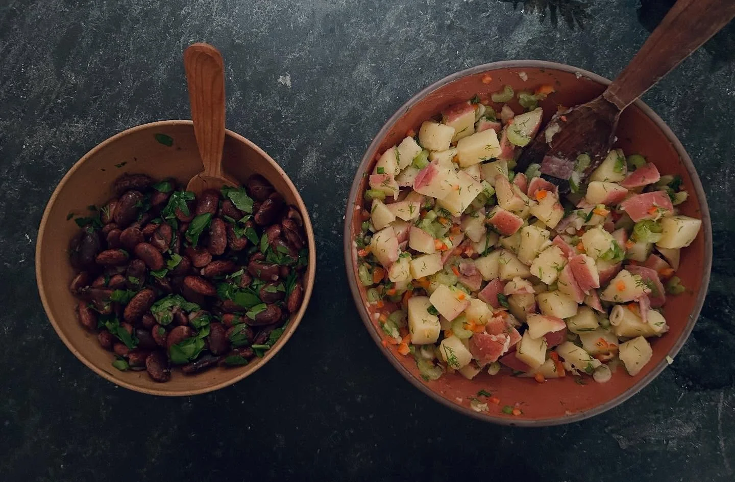 Super simple but beautiful ingredients&hellip;.Scarlet runner beans slow cooked with rosemary and shallots and topped with fresh parsley, chicken breast roasted with paprika and scallions, braised collard greens with olive oil and ume plum vinegar an
