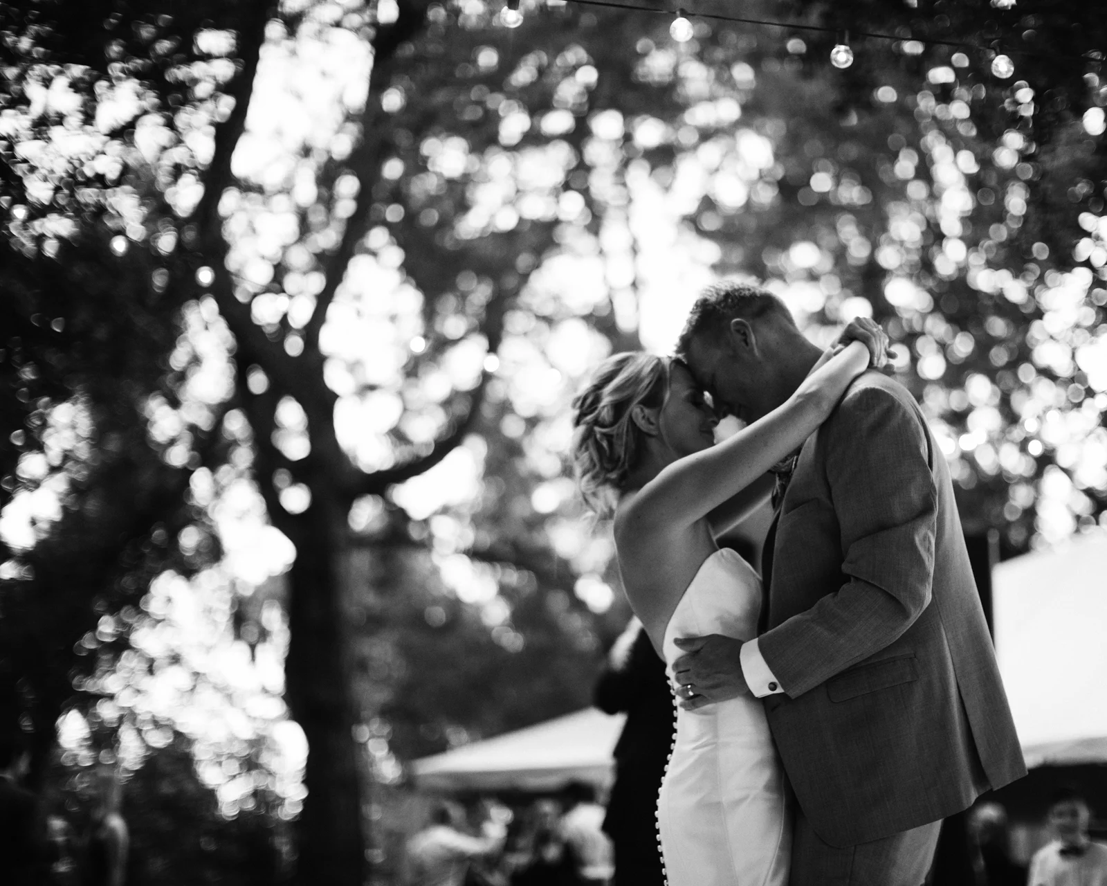 185-daronjackson-gabby-alec-wedding.jpg