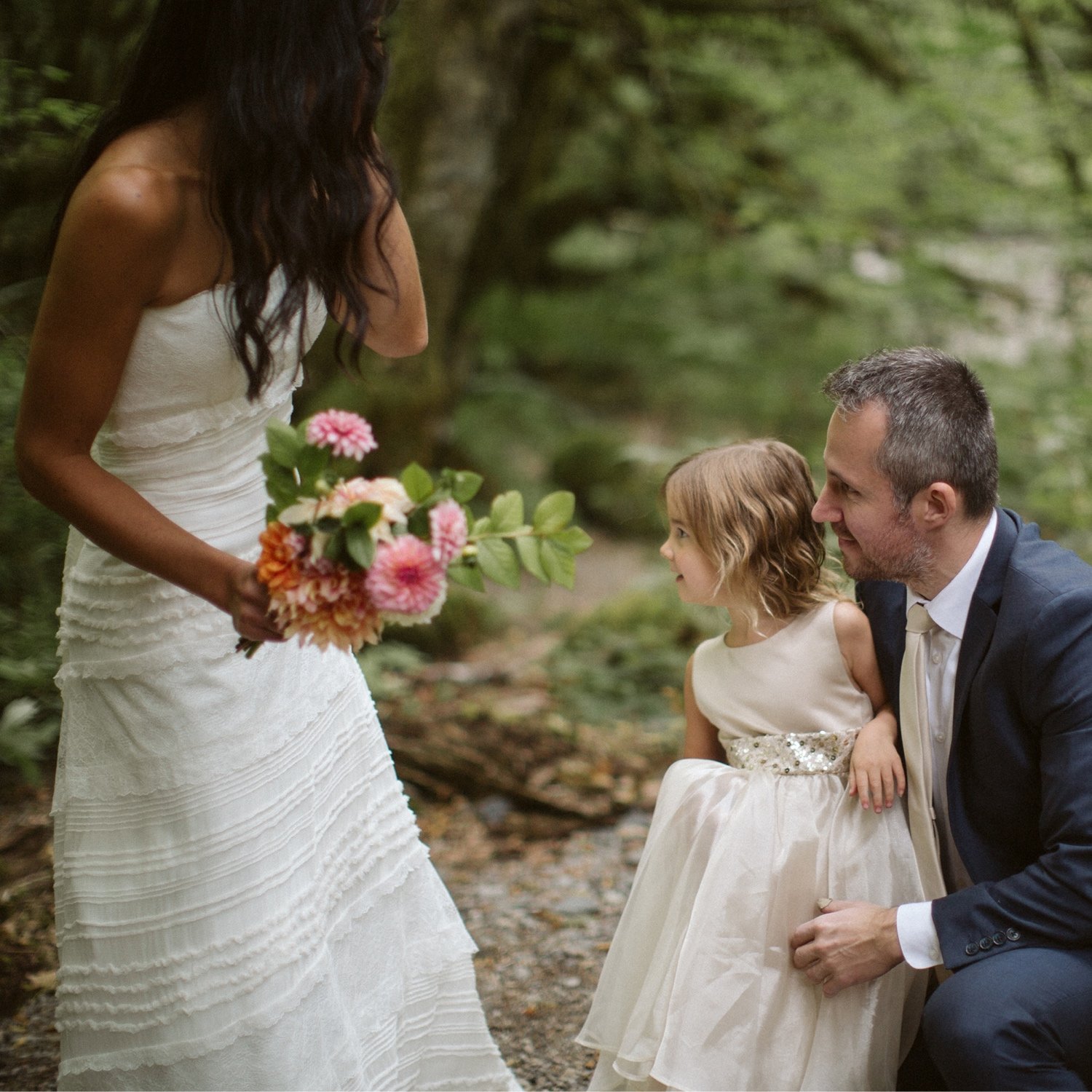 intimate-forest-wedding-oregon-13.jpg