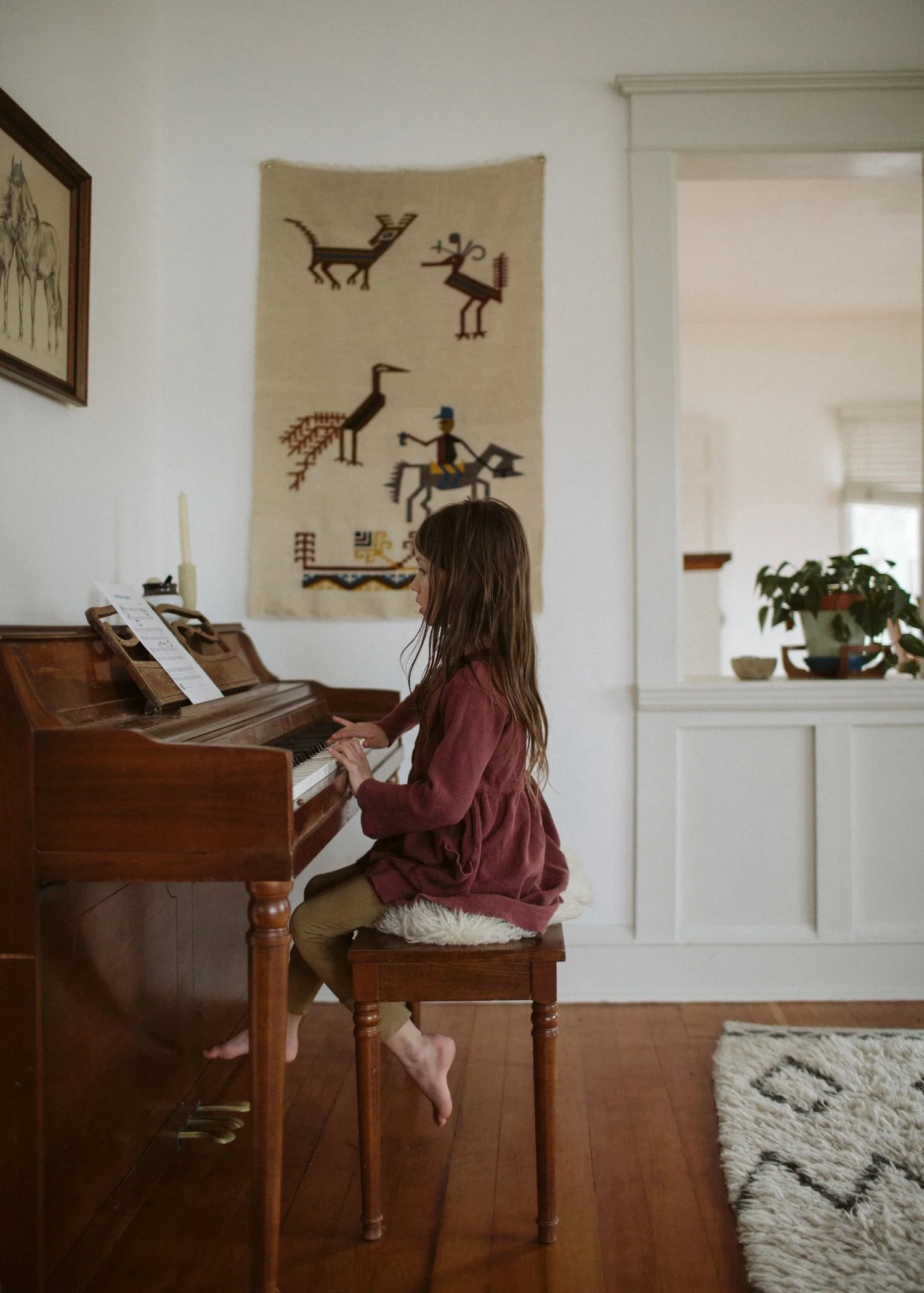 14_family photography at home in Portland Oregon.jpg