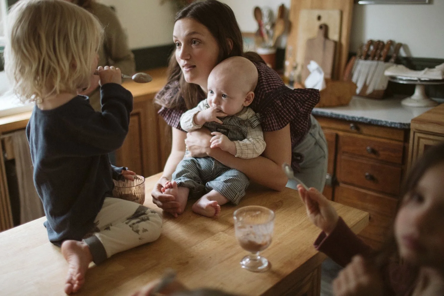 24_family photography at home in Portland Oregon.jpg