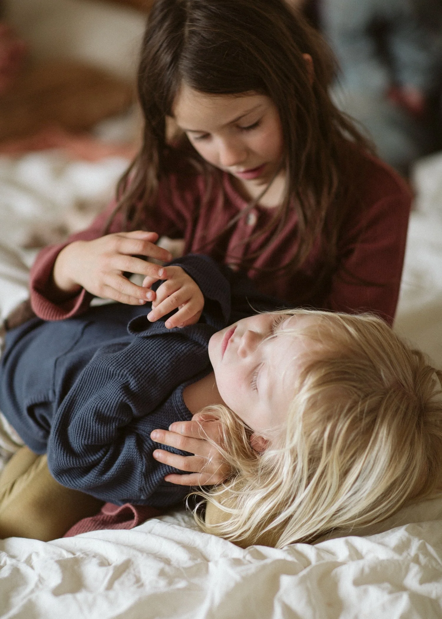 57_family photography at home in Portland Oregon.jpg