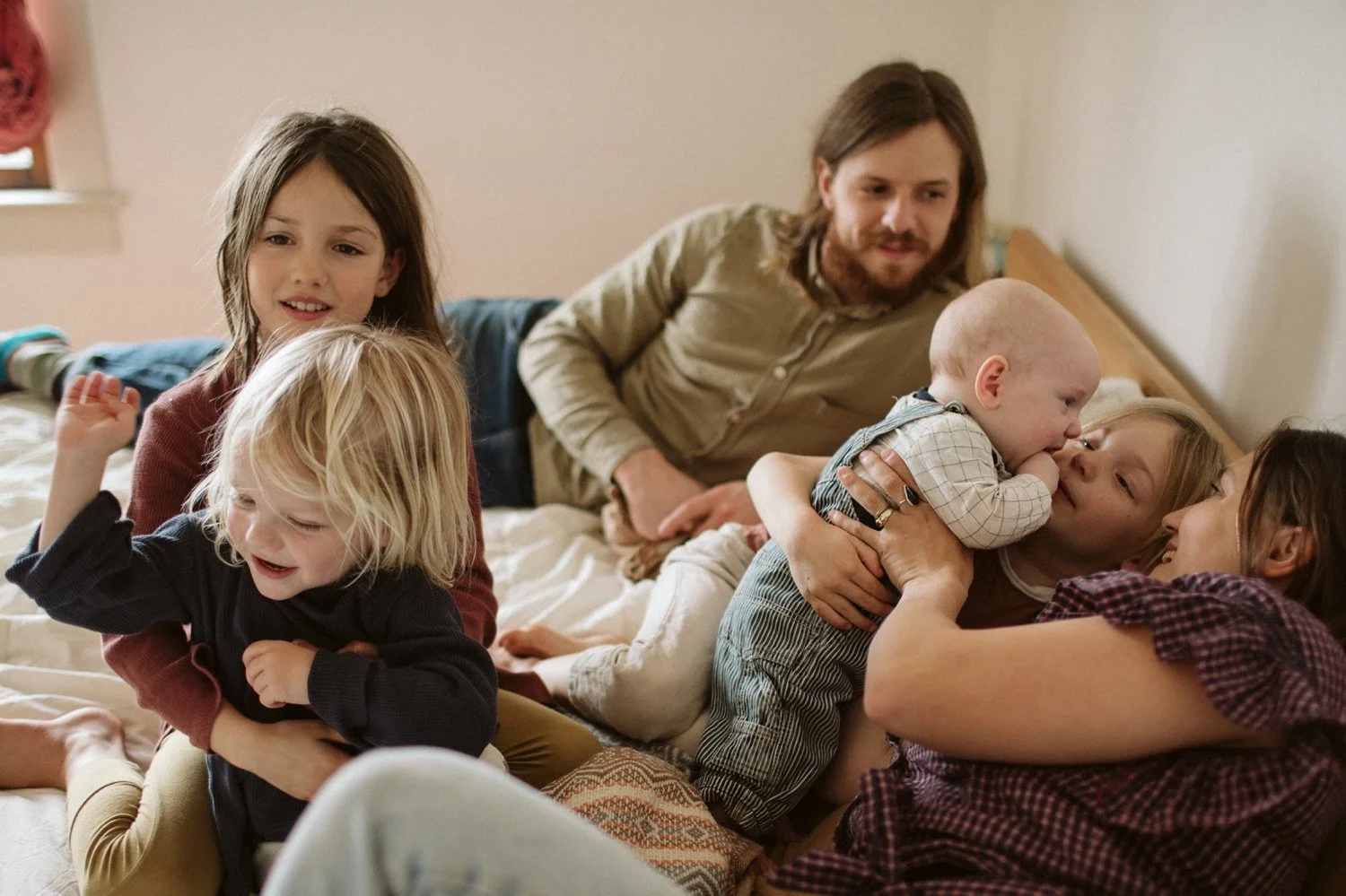 64_family photography at home in Portland Oregon.jpg