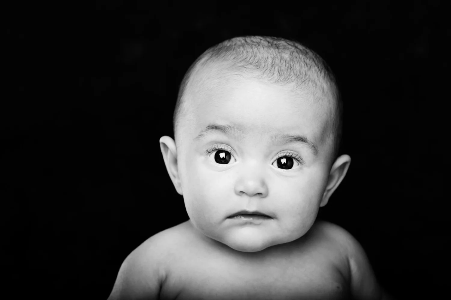 Nicole is a Chicago-based child photographer, family, baby photographer, commercial photographer, specializing in children's photography in Chicago, the Chicago North Shore suburban area and San Diego.