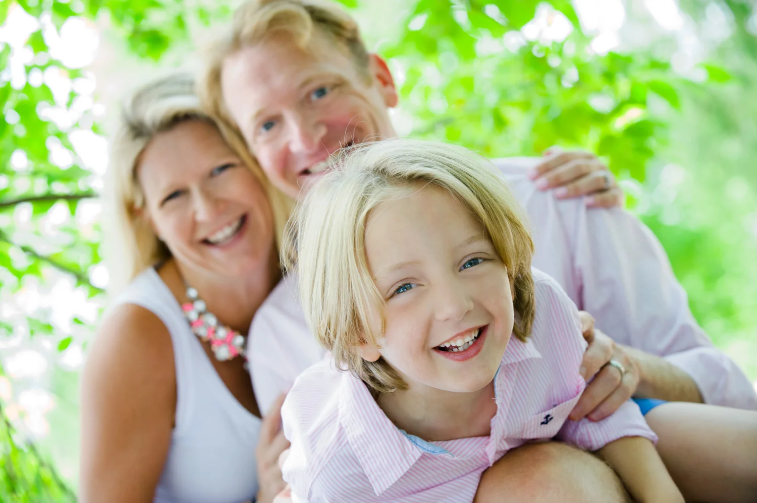 Nicole is a Chicago-based child photographer, family, baby photographer, commercial photographer, specializing in children's photography in Chicago, the Chicago North Shore suburban area and San Diego.