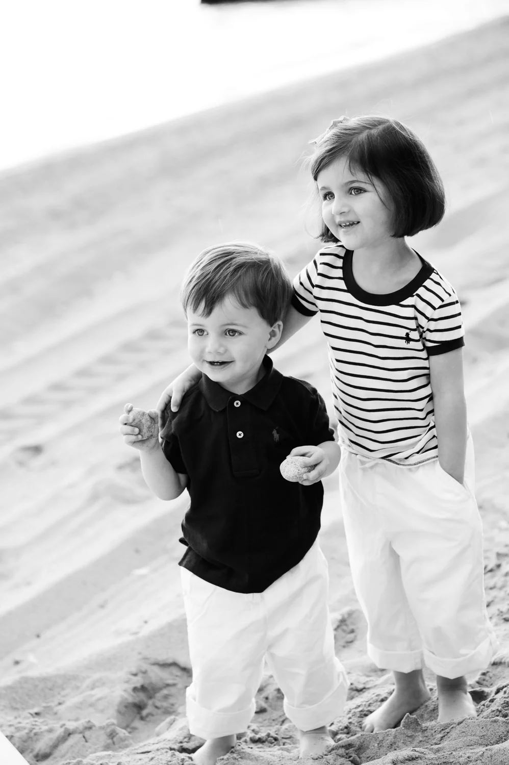 Nicole is a Chicago-based child photographer, family, baby photographer, commercial photographer, specializing in children's photography in Chicago, the Chicago North Shore suburban area and San Diego.
