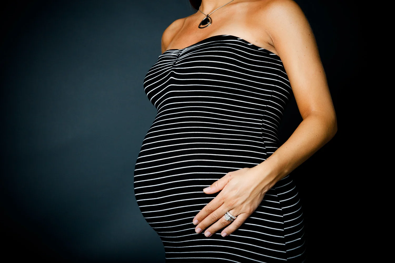 Nicole is a Chicago-based child photographer, family, baby photographer, commercial photographer, specializing in children's photography in Chicago, the Chicago North Shore suburban area and San Diego.
