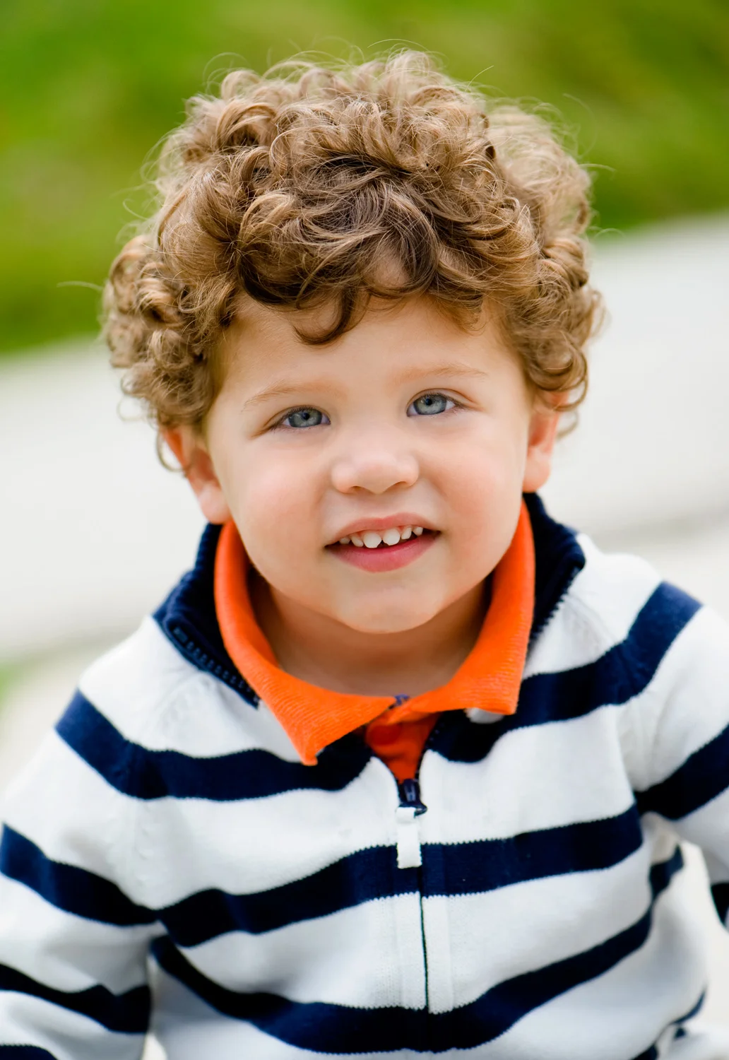 Nicole is a Chicago-based child photographer, family, baby photographer, commercial photographer, specializing in children's photography in Chicago, the Chicago North Shore suburban area and San Diego.