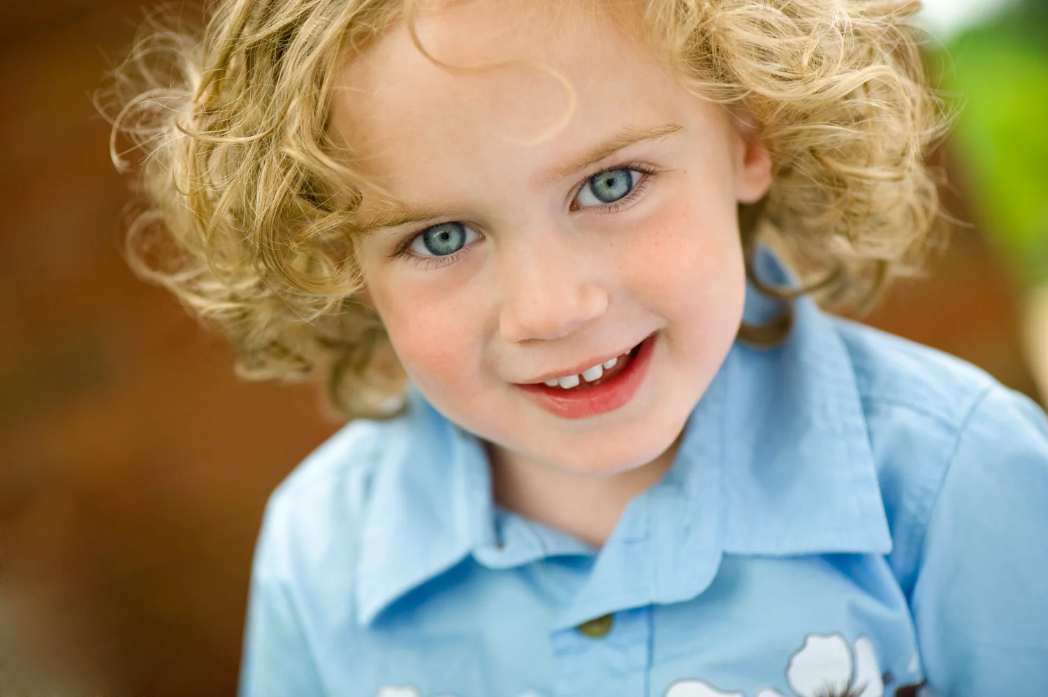 Nicole is a Chicago-based child photographer, family, baby photographer, commercial photographer, specializing in children's photography in Chicago, the Chicago North Shore suburban area and San Diego.
