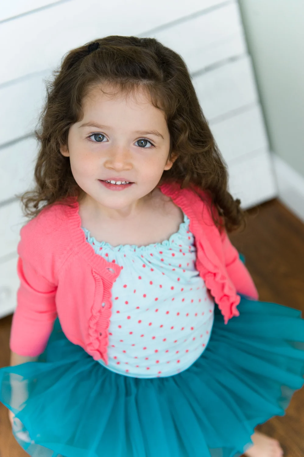 Nicole is a Chicago-based child photographer, family, baby photographer, commercial photographer, specializing in children's photography in Chicago, the Chicago North Shore suburban area and San Diego.