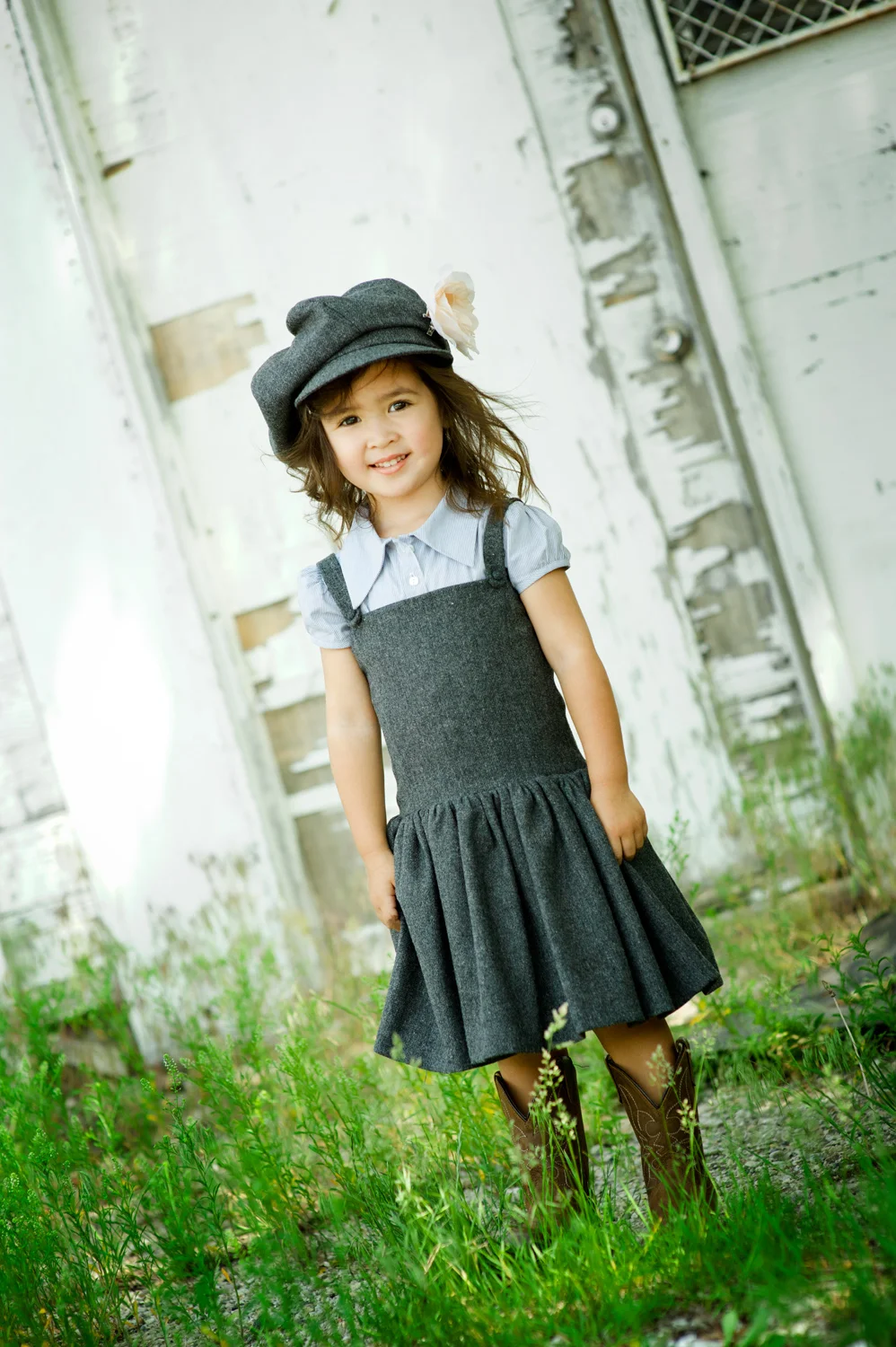 Nicole is a Chicago-based child photographer, family, baby photographer, commercial photographer, specializing in children's photography in Chicago, the Chicago North Shore suburban area and San Diego.