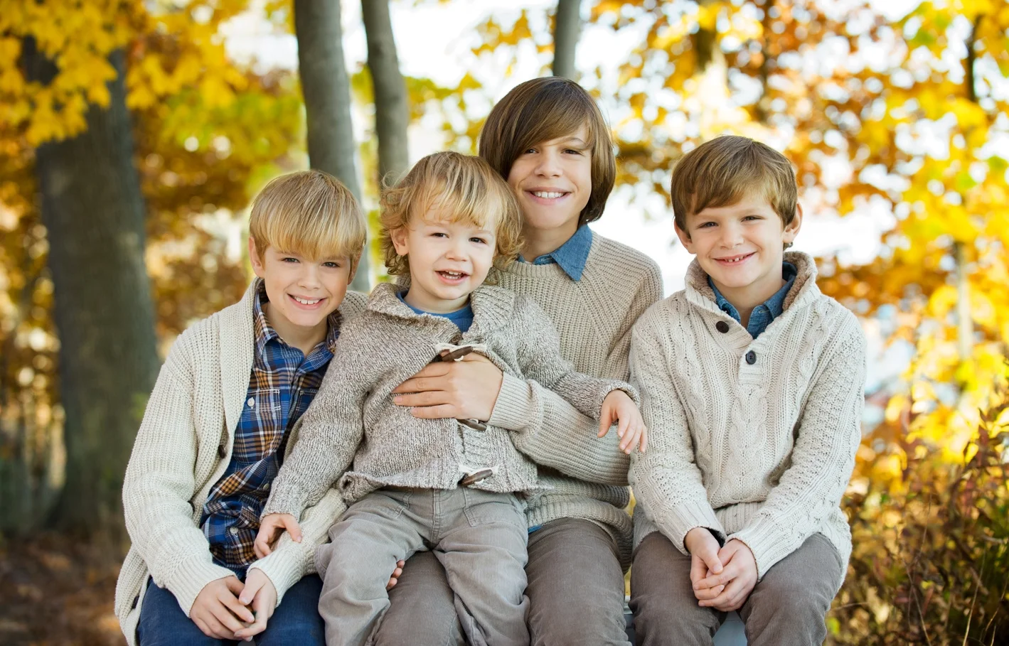 Nicole is a Chicago-based child photographer, family, baby photographer, commercial photographer, specializing in children's photography in Chicago, the Chicago North Shore suburban area and San Diego.