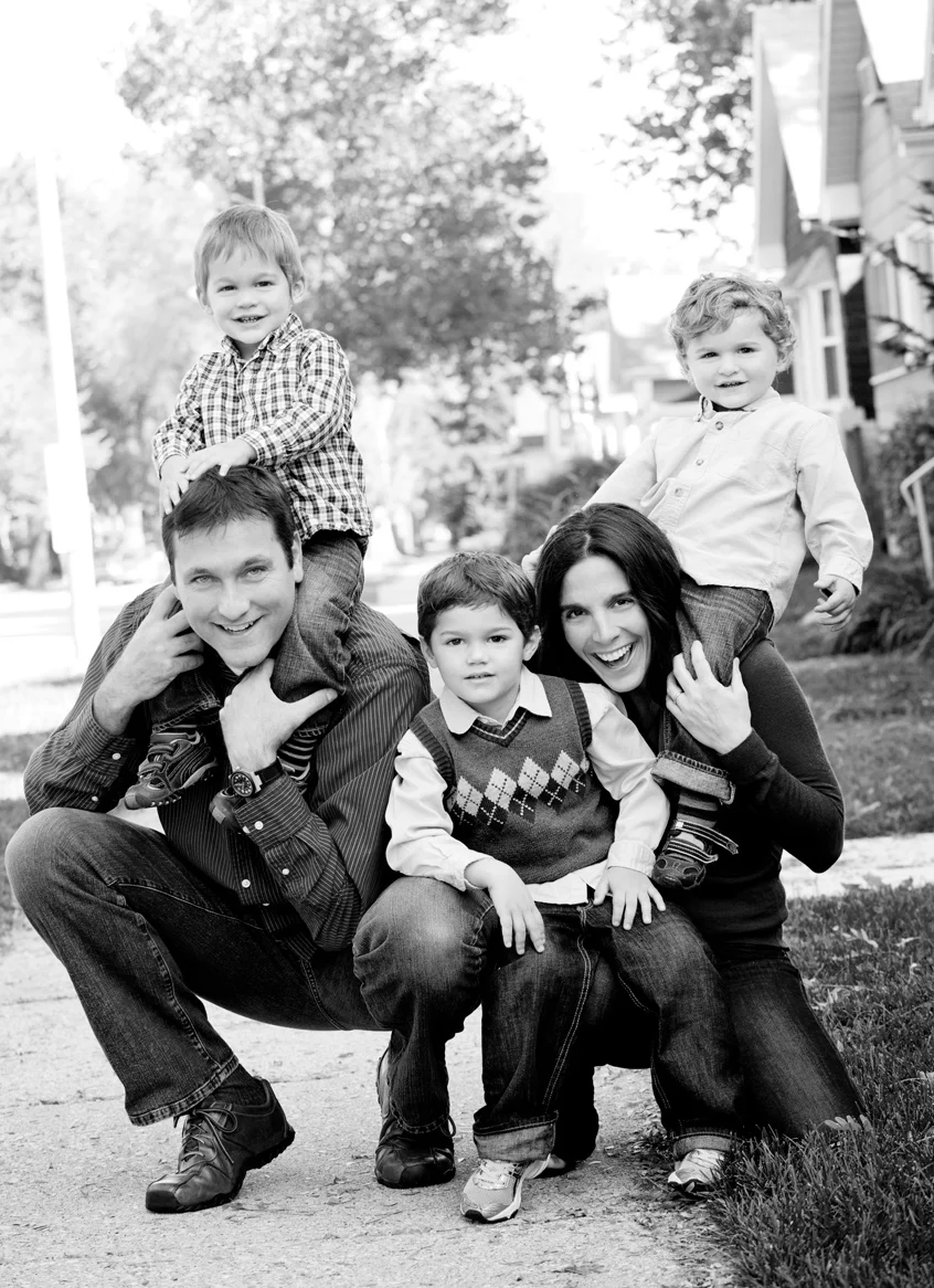 Nicole is a Chicago-based child photographer, family, baby photographer, commercial photographer, specializing in children's photography in Chicago, the Chicago North Shore suburban area and San Diego.