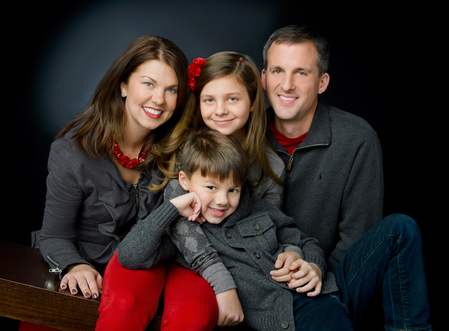 Nicole is a Chicago-based child photographer, family, baby photographer, commercial photographer, specializing in children's photography in Chicago, the Chicago North Shore suburban area and San Diego.