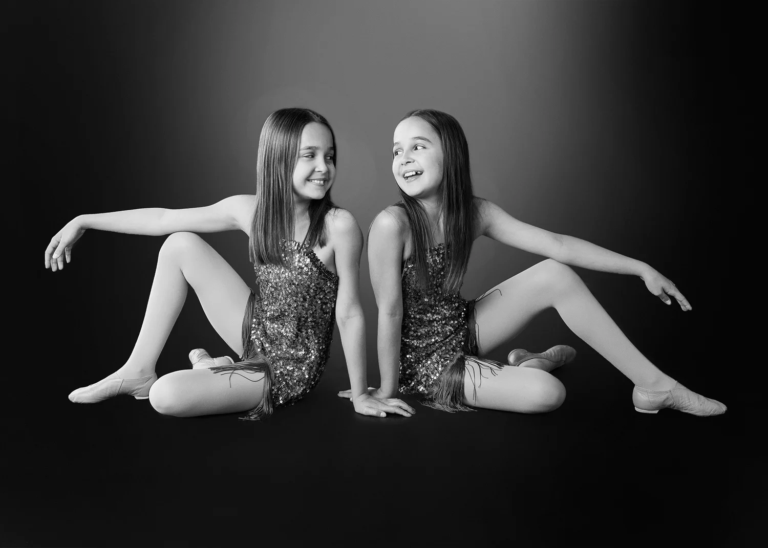 Nicole is a Chicago-based child photographer, family, baby photographer, commercial photographer, specializing in children's photography in Chicago, the Chicago North Shore suburban area and San Diego.