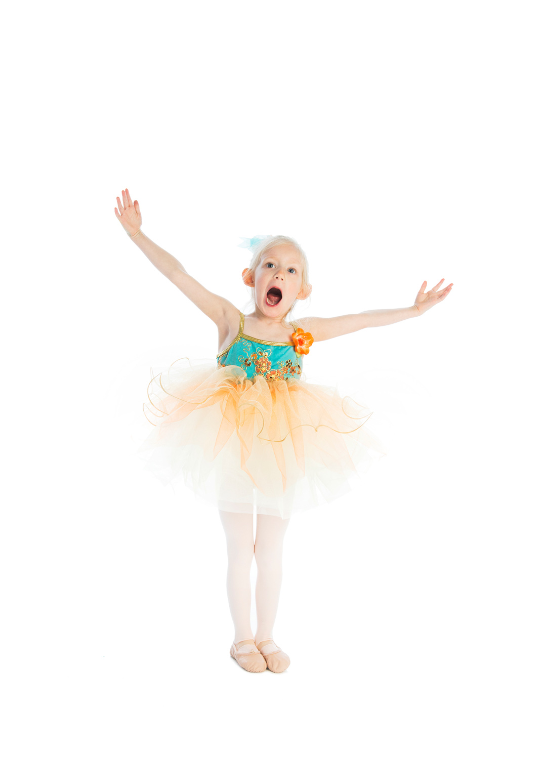 Nicole is a Chicago-based child photographer, family, baby photographer, commercial photographer, specializing in children's photography in Chicago, the Chicago North Shore suburban area and San Diego.