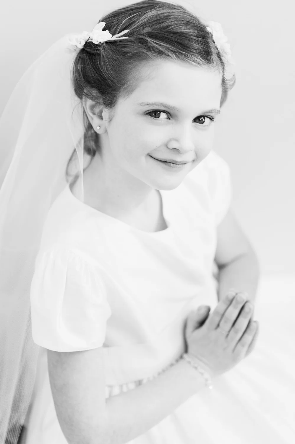 Nicole is a Chicago-based child photographer, family, baby photographer, commercial photographer, specializing in children's photography in Chicago, the Chicago North Shore suburban area and San Diego.