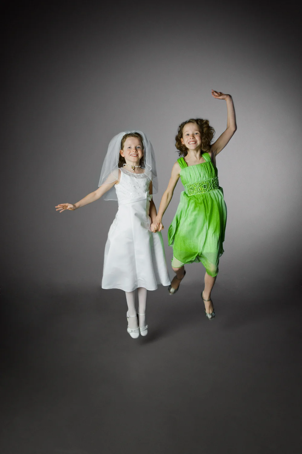Nicole is a Chicago-based child photographer, family, baby photographer, commercial photographer, specializing in children's photography in Chicago, the Chicago North Shore suburban area and San Diego.