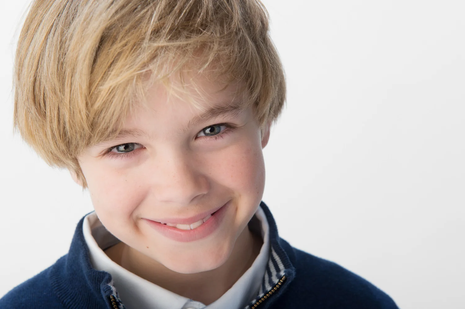 Nicole is a Chicago-based child photographer, family, baby photographer, commercial photographer, specializing in children's photography in Chicago, the Chicago North Shore suburban area and San Diego.