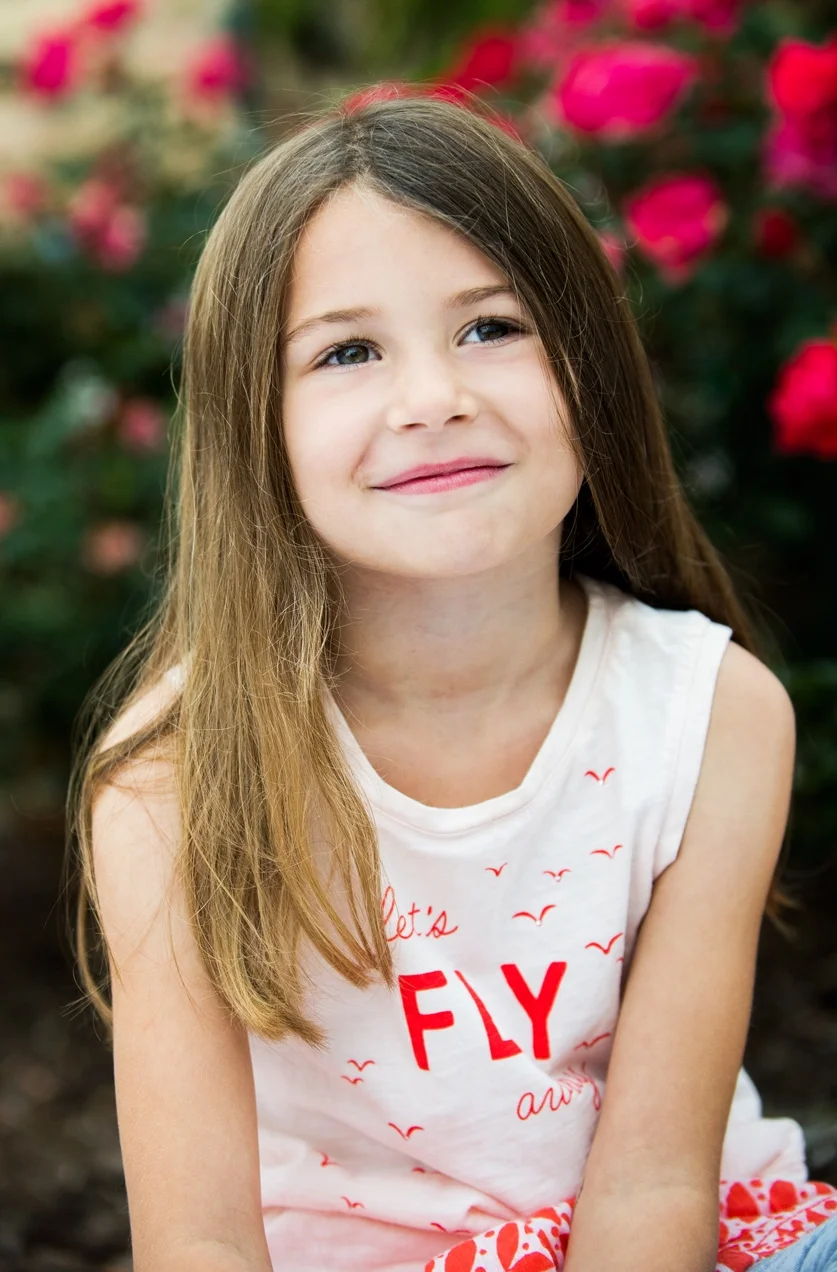Nicole is a Chicago-based child photographer, family, baby photographer, commercial photographer, specializing in children's photography in Chicago, the Chicago North Shore suburban area and San Diego.