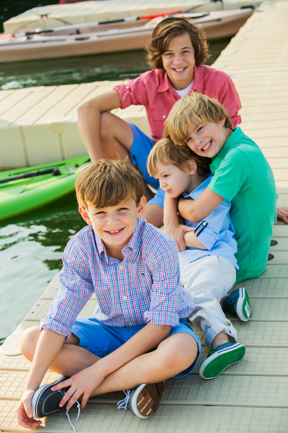 Nicole is a Chicago-based child photographer, family, baby photographer, commercial photographer, specializing in children's photography in Chicago, the Chicago North Shore suburban area and San Diego.