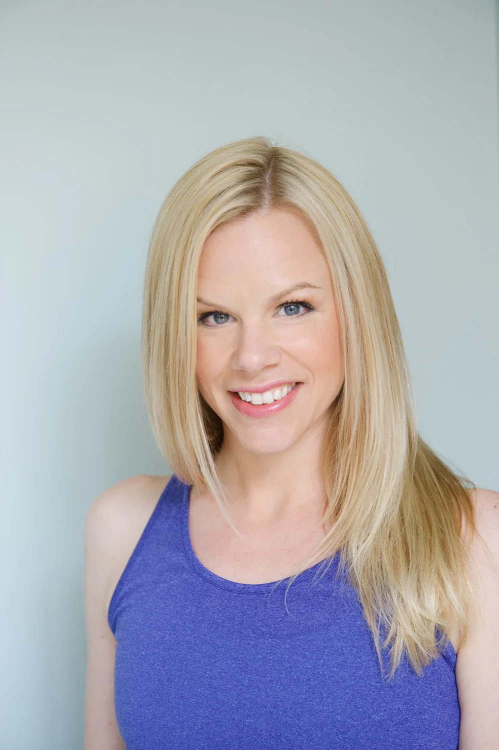 Nicole is a Chicago-based child photographer, family, baby photographer, commercial photographer, specializing in children's photography in Chicago, the Chicago North Shore suburban area and San Diego.