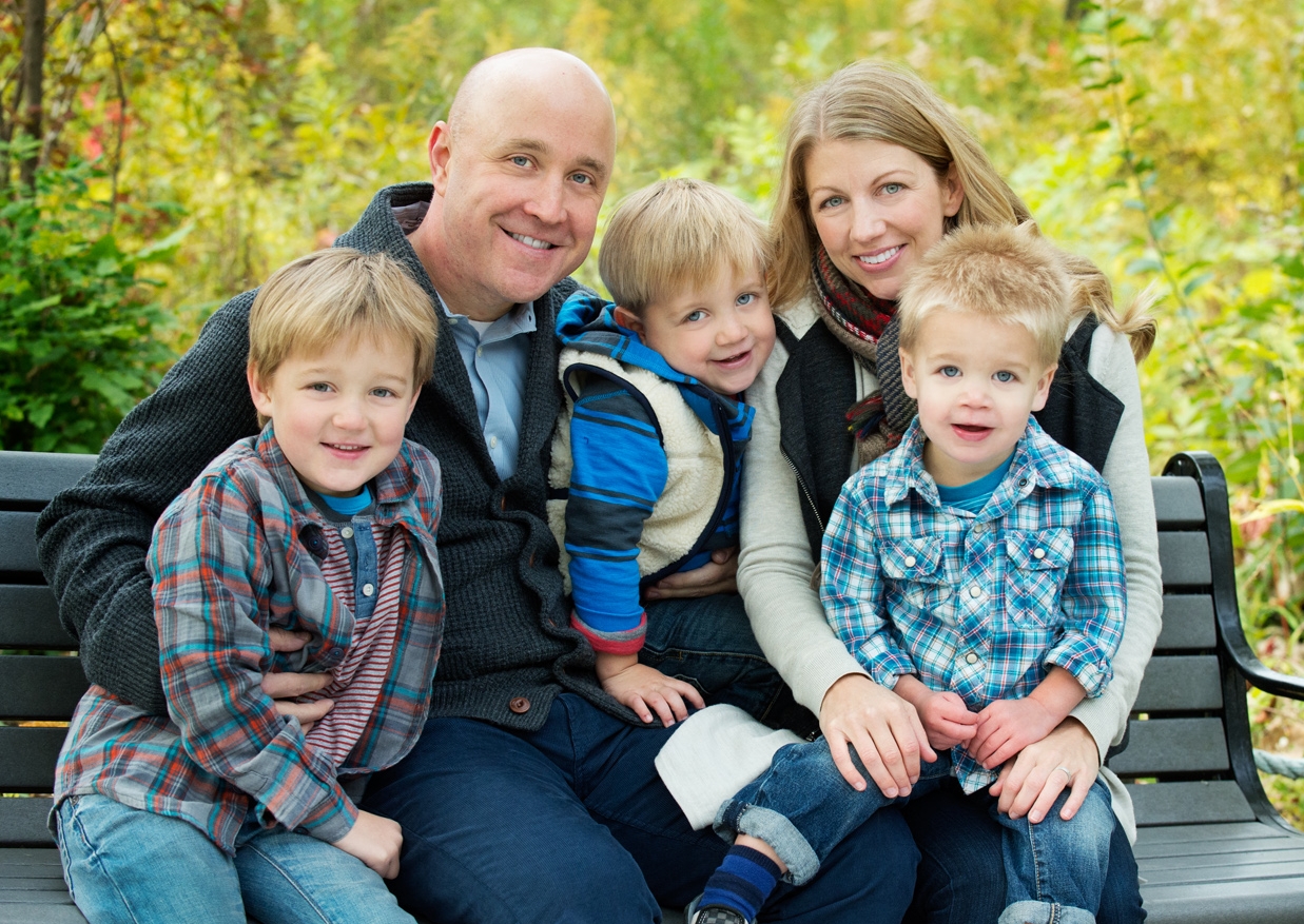 Nicole is a Chicago-based child photographer, family, baby photographer, commercial photographer, specializing in children's photography in Chicago, the Chicago North Shore suburban area and San Diego.